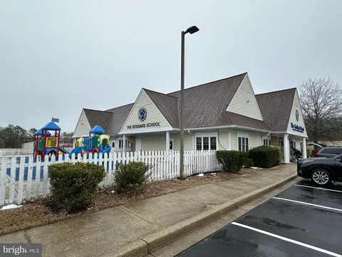 MLS: MDCH2051582