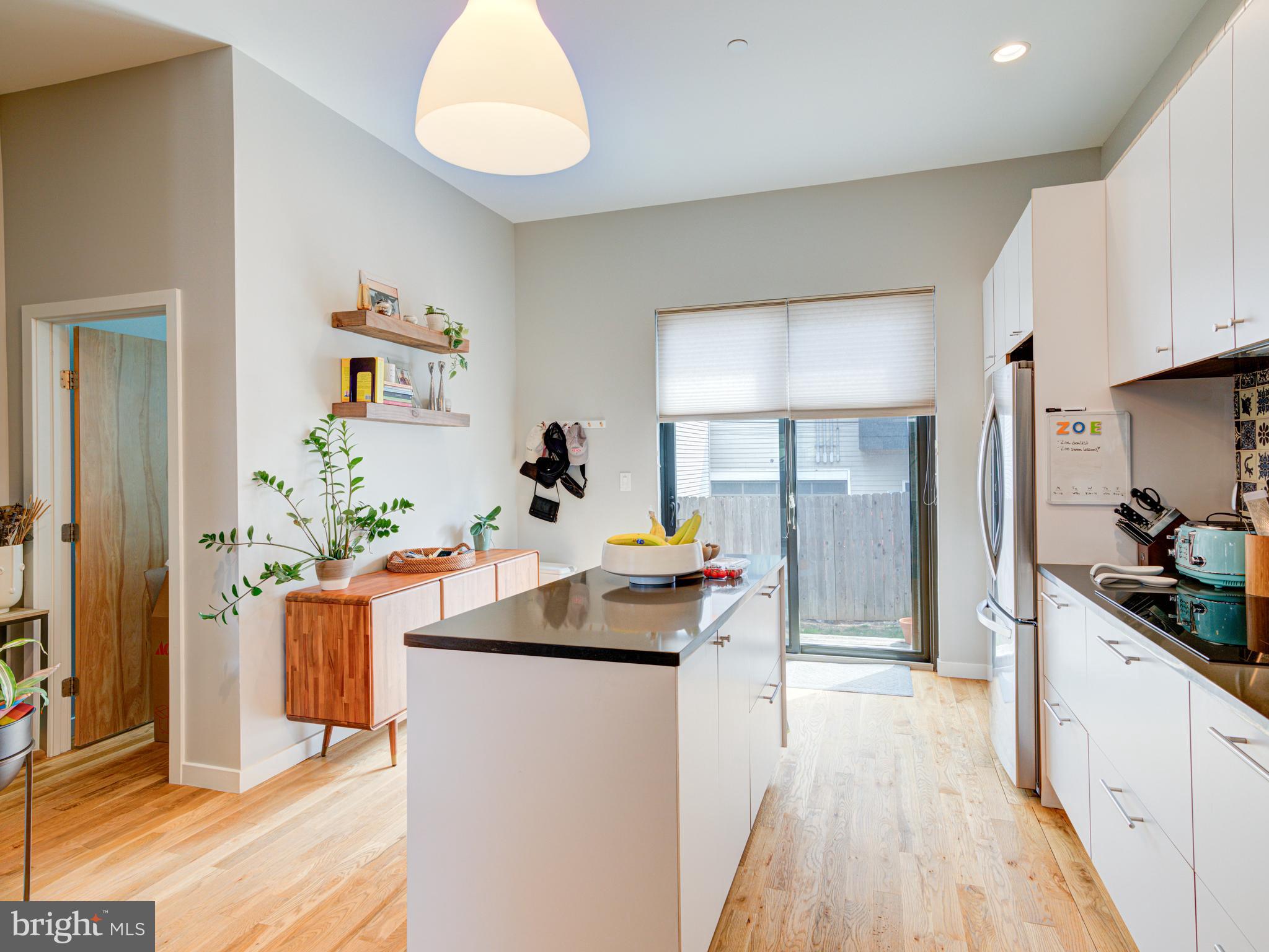 FAIRMOUNT - Residential Lease