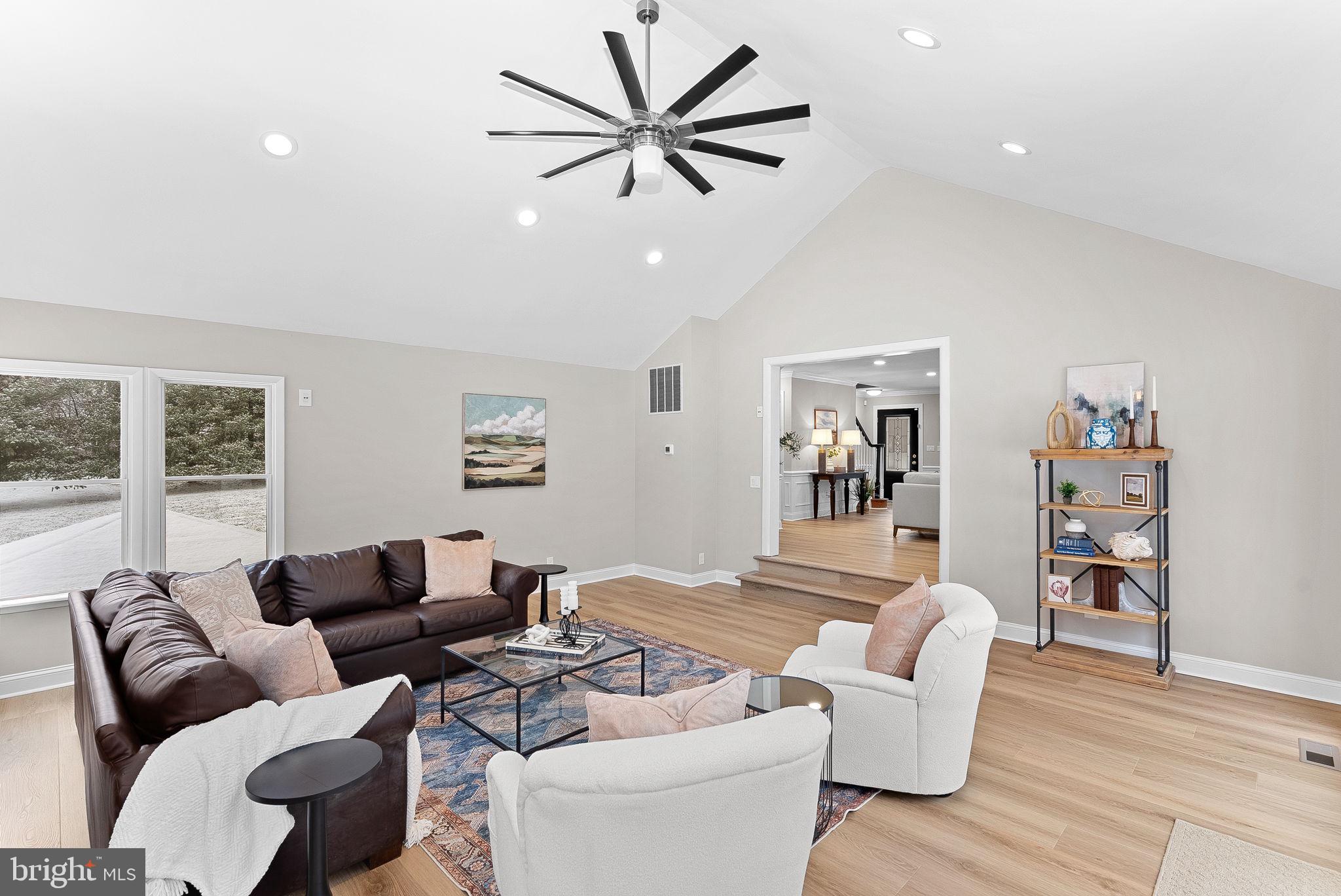 STONELEIGH - Residential