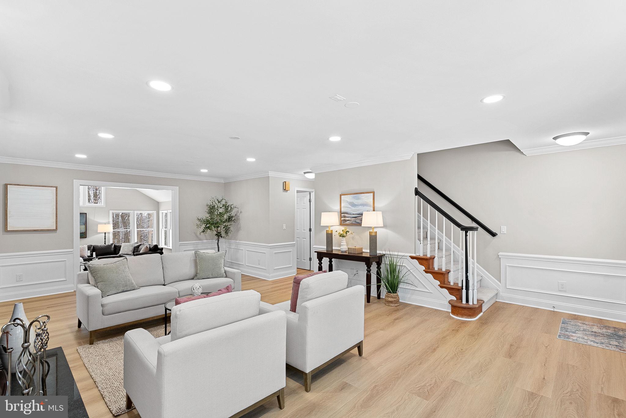 STONELEIGH - Residential