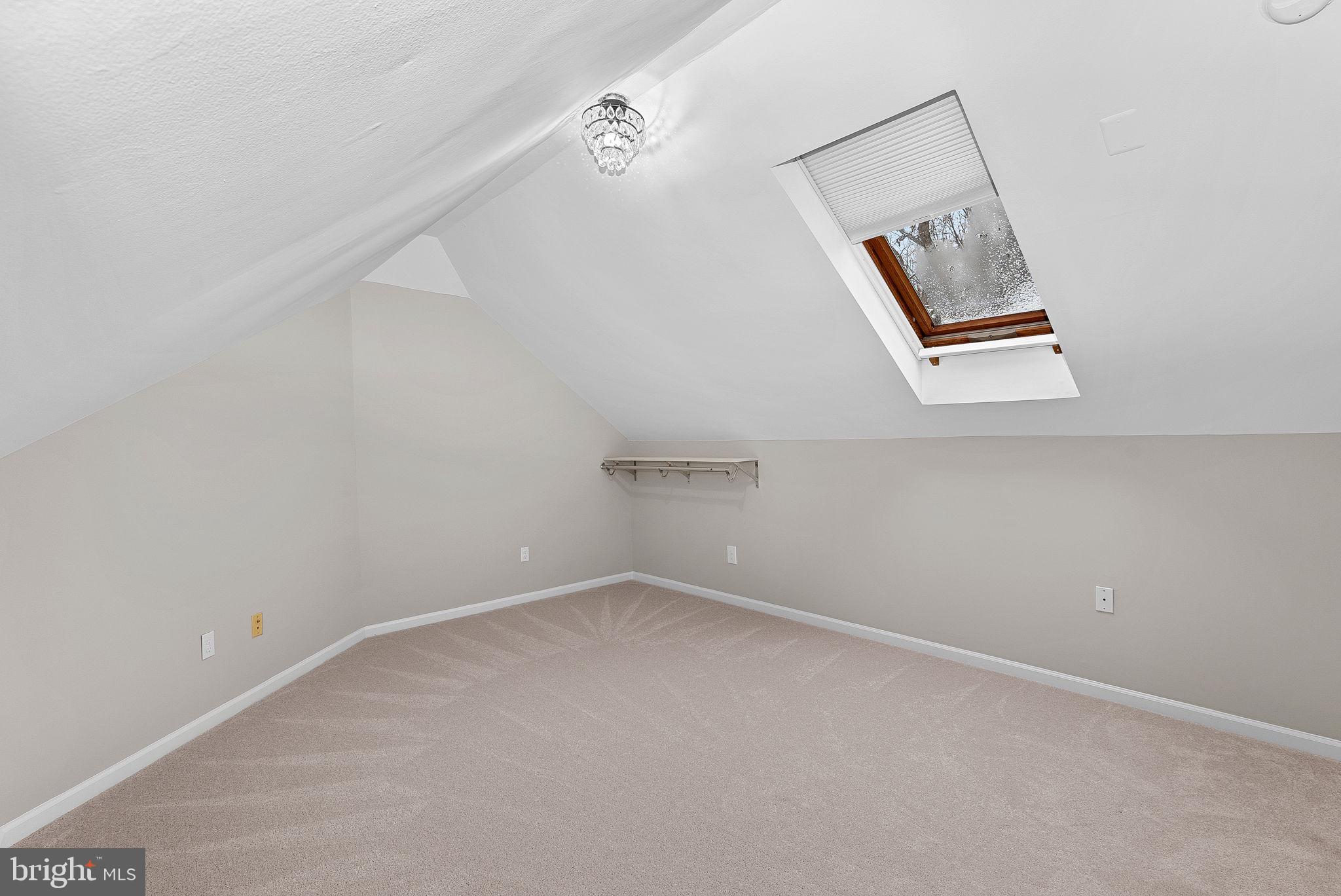 STONELEIGH - Residential