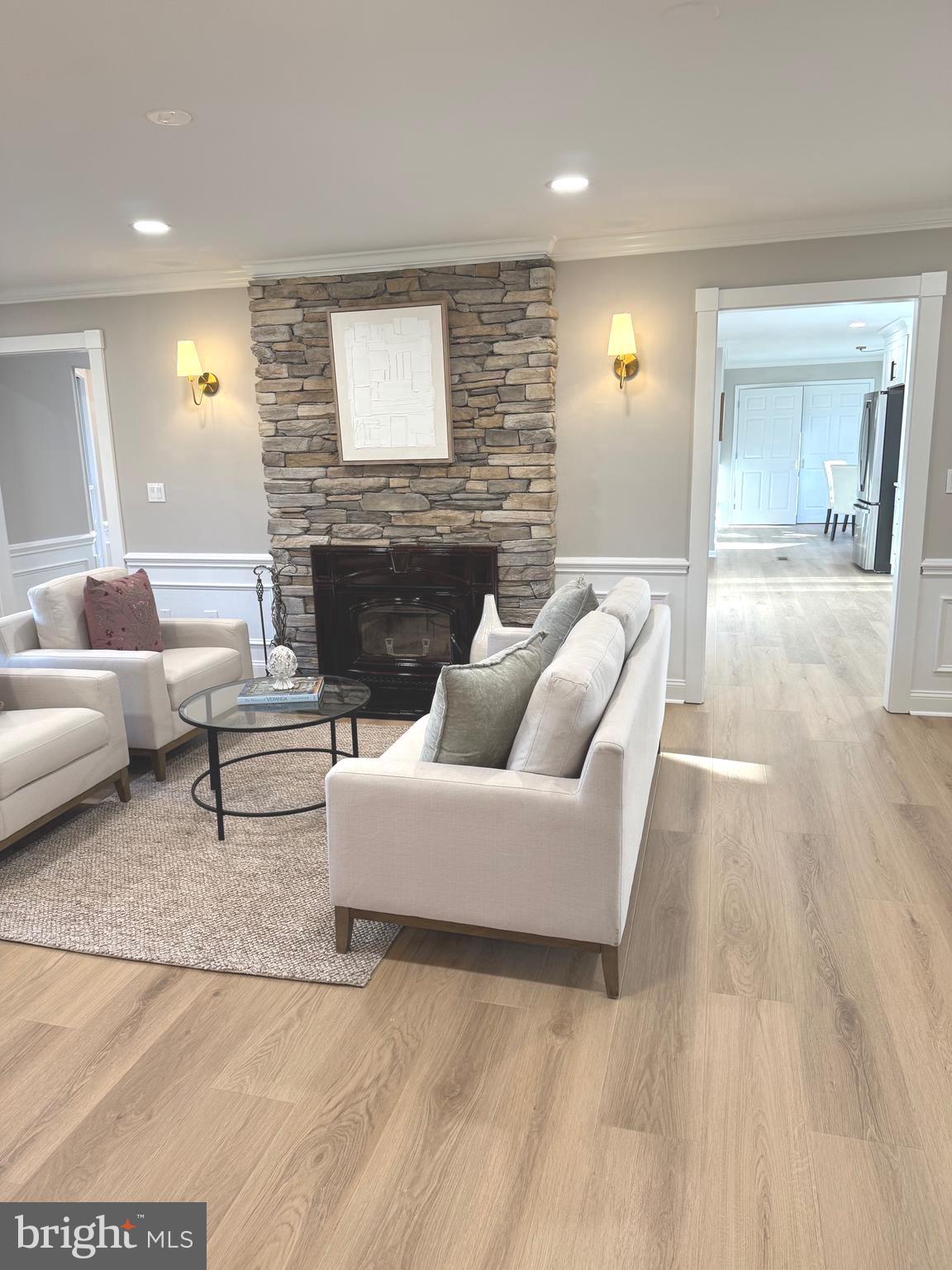 STONELEIGH - Residential