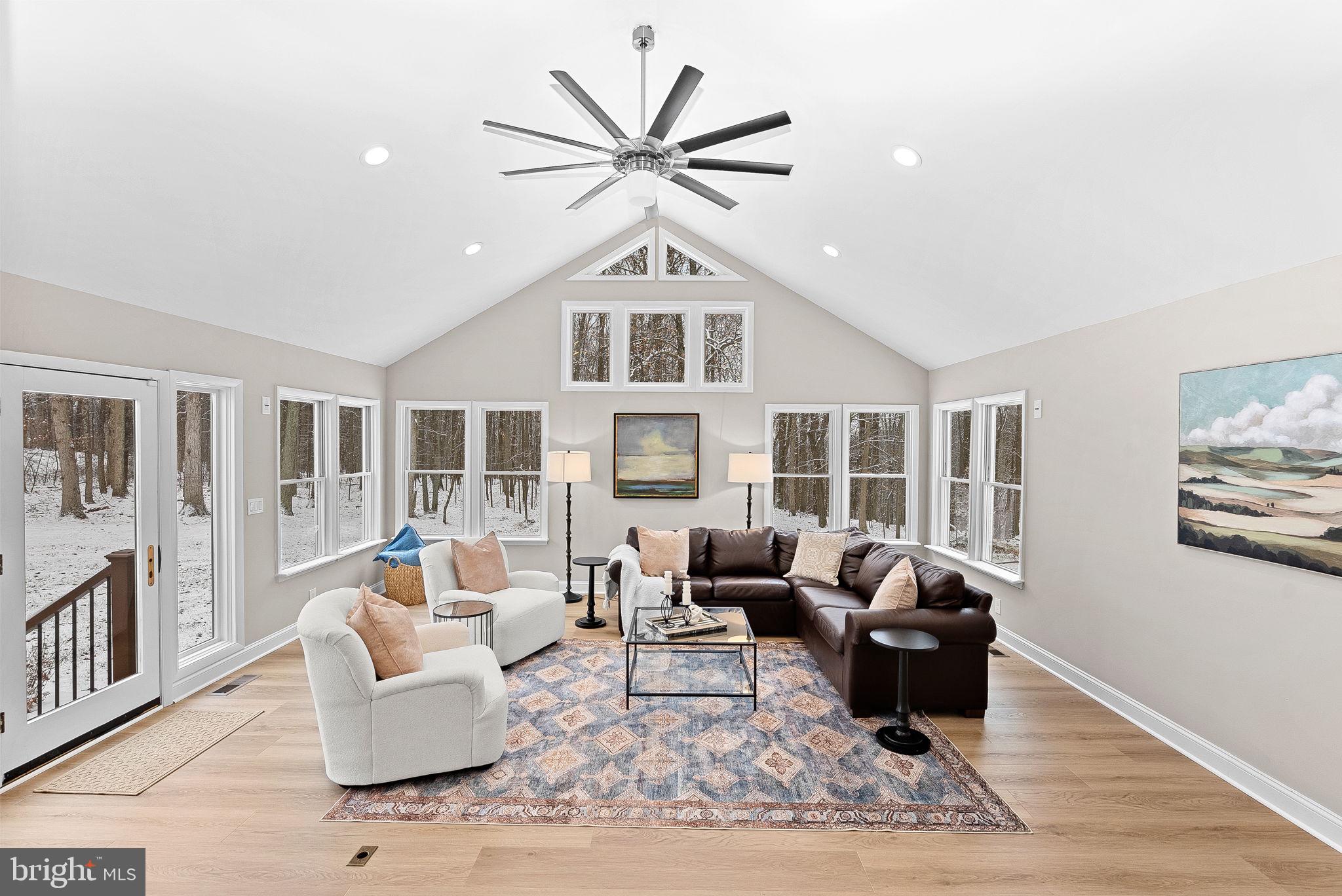 STONELEIGH - Residential