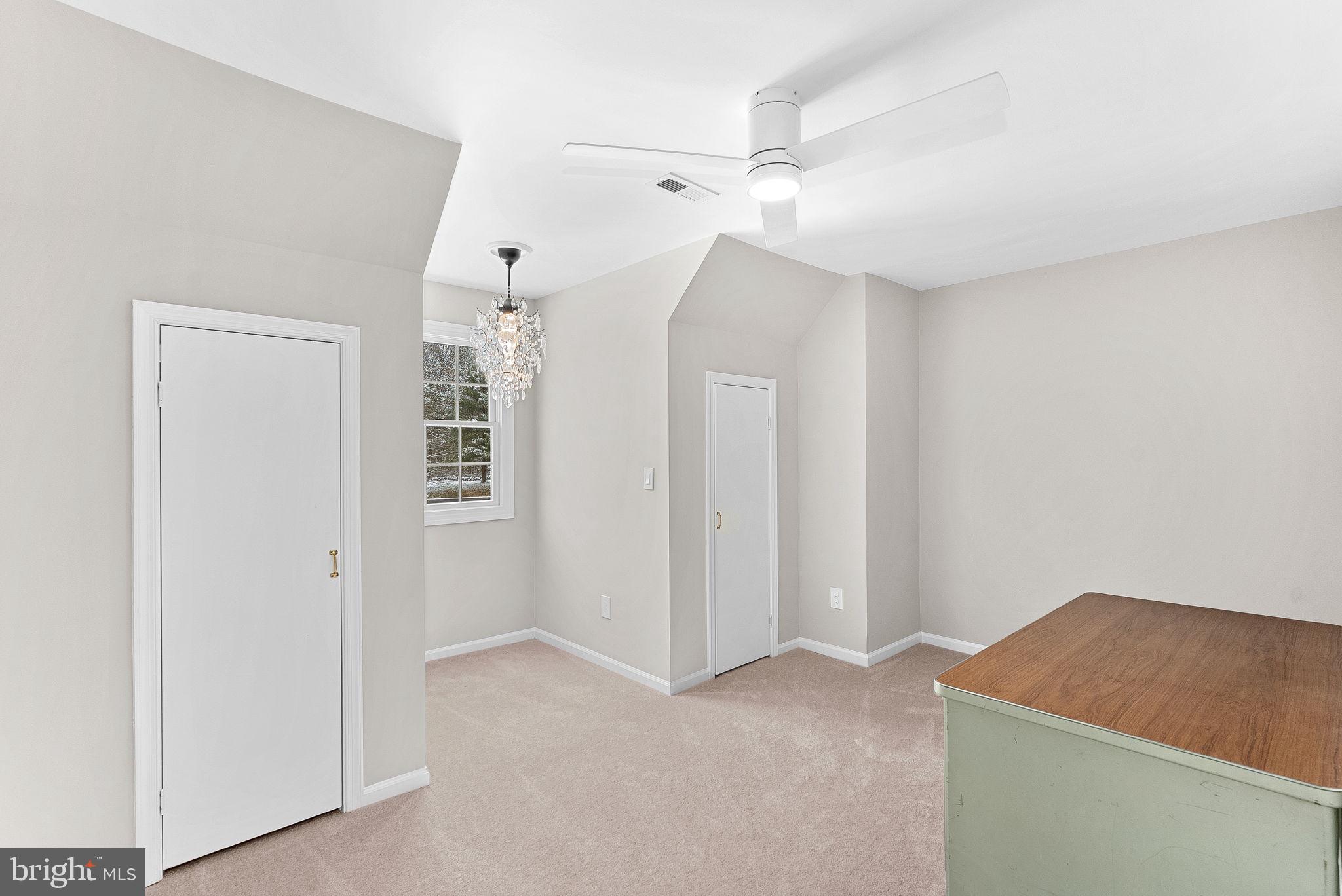 STONELEIGH - Residential