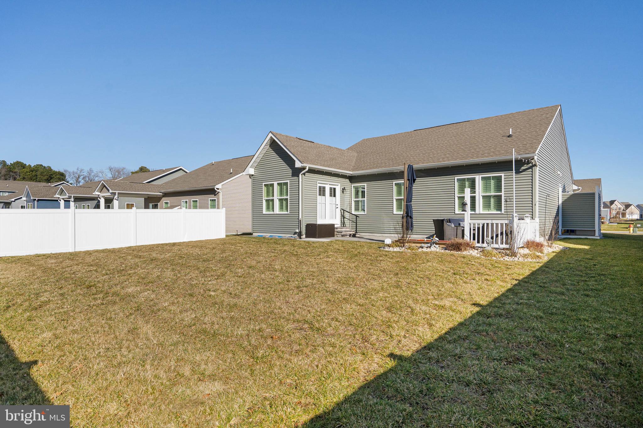 SWANN COVE WEST - Residential