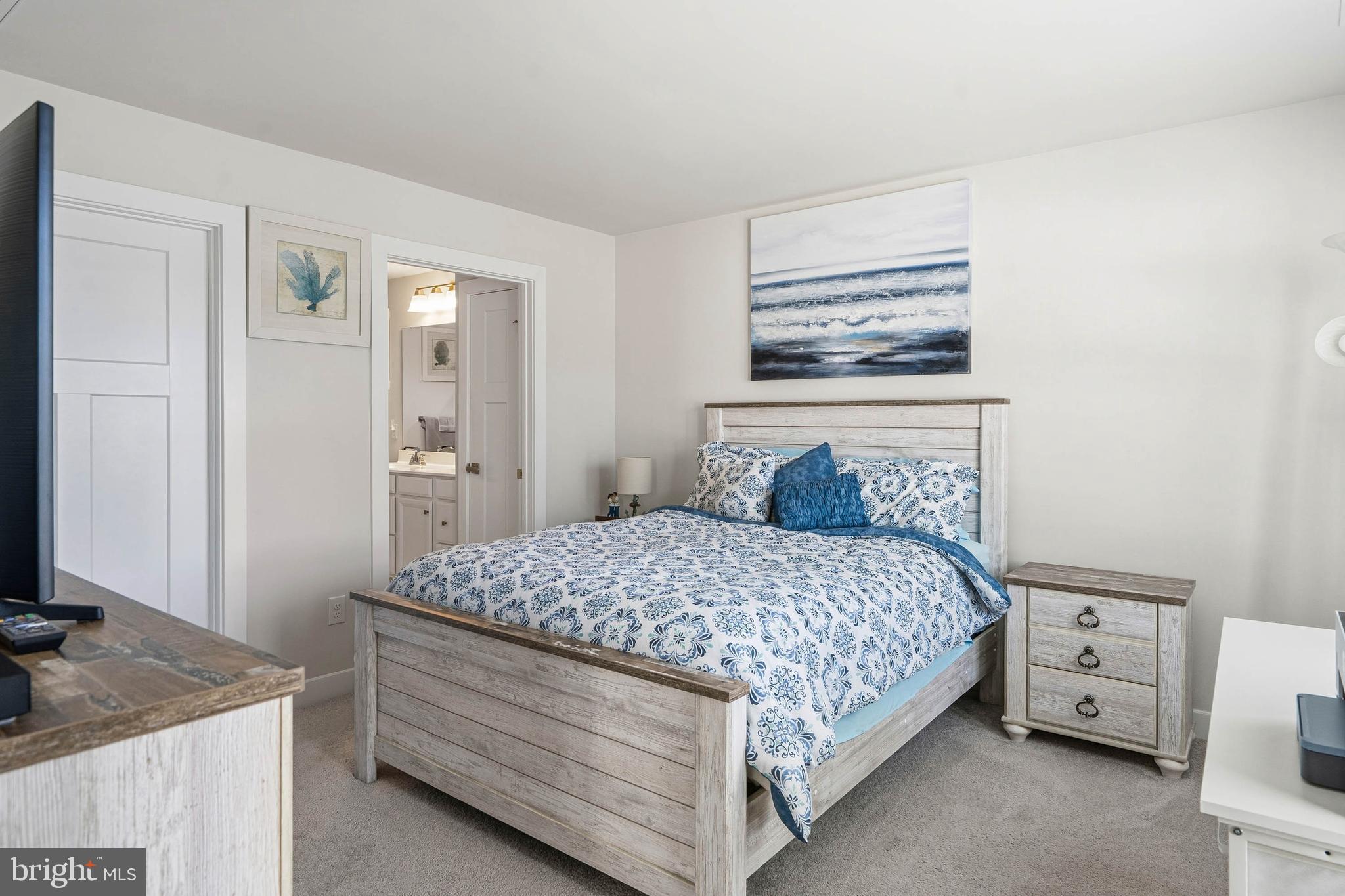 SWANN COVE WEST - Residential