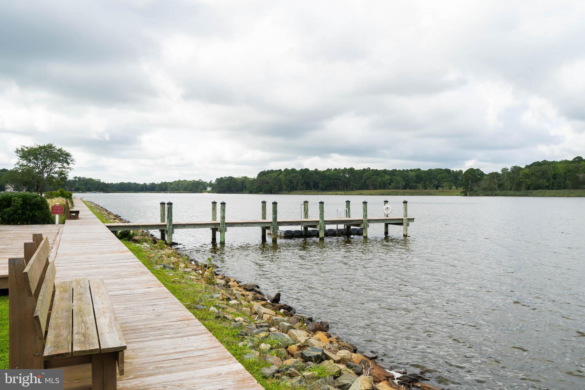 SWANN COVE WEST - Residential