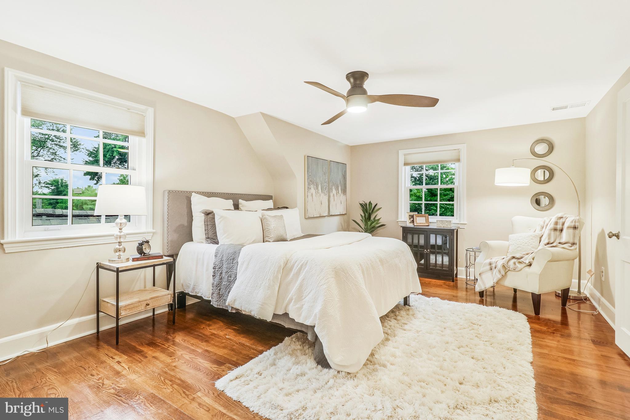 HILLWOOD - Residential