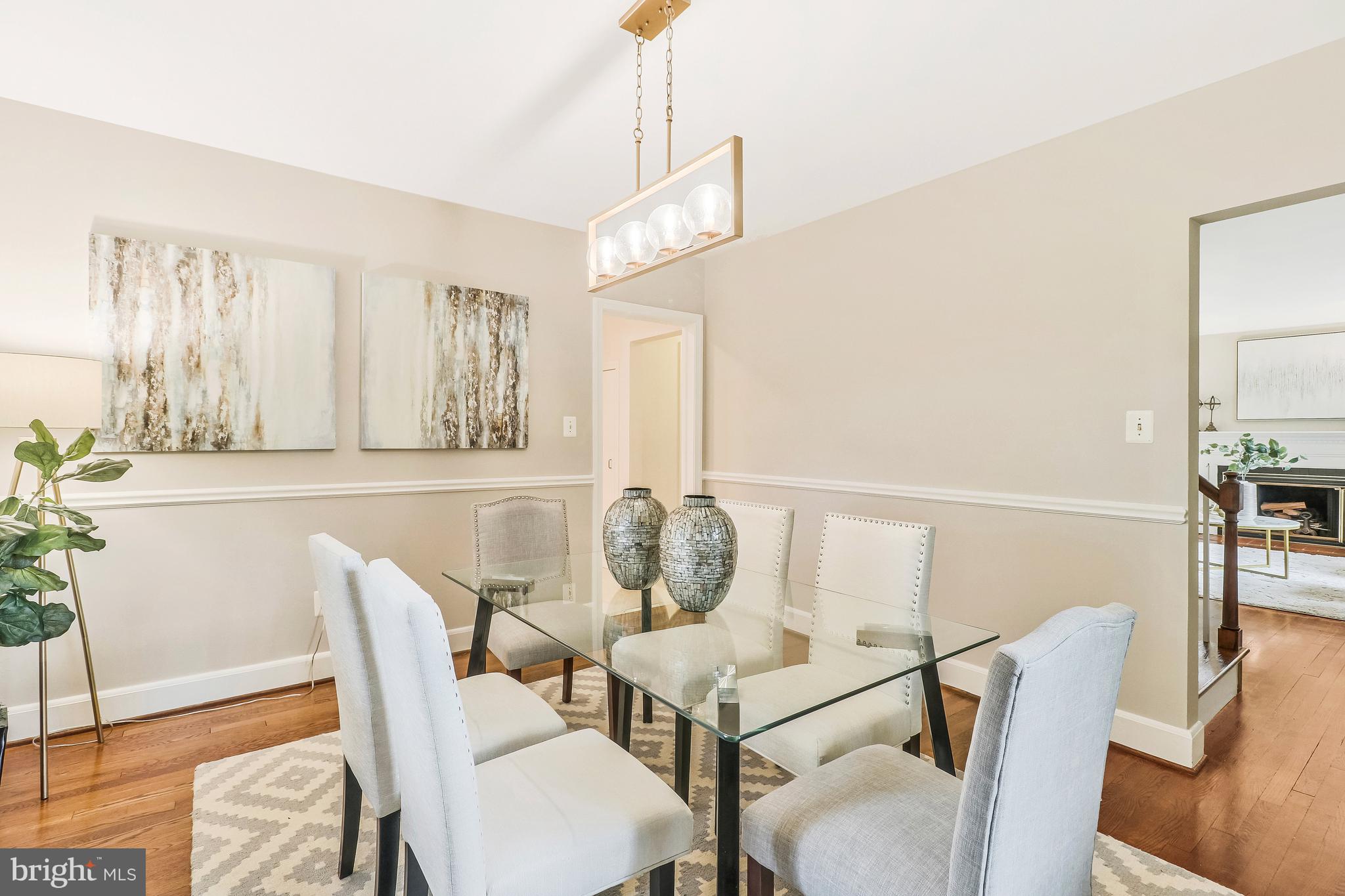 HILLWOOD - Residential