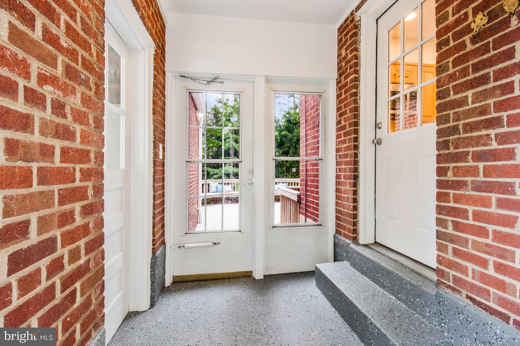 HILLWOOD - Residential