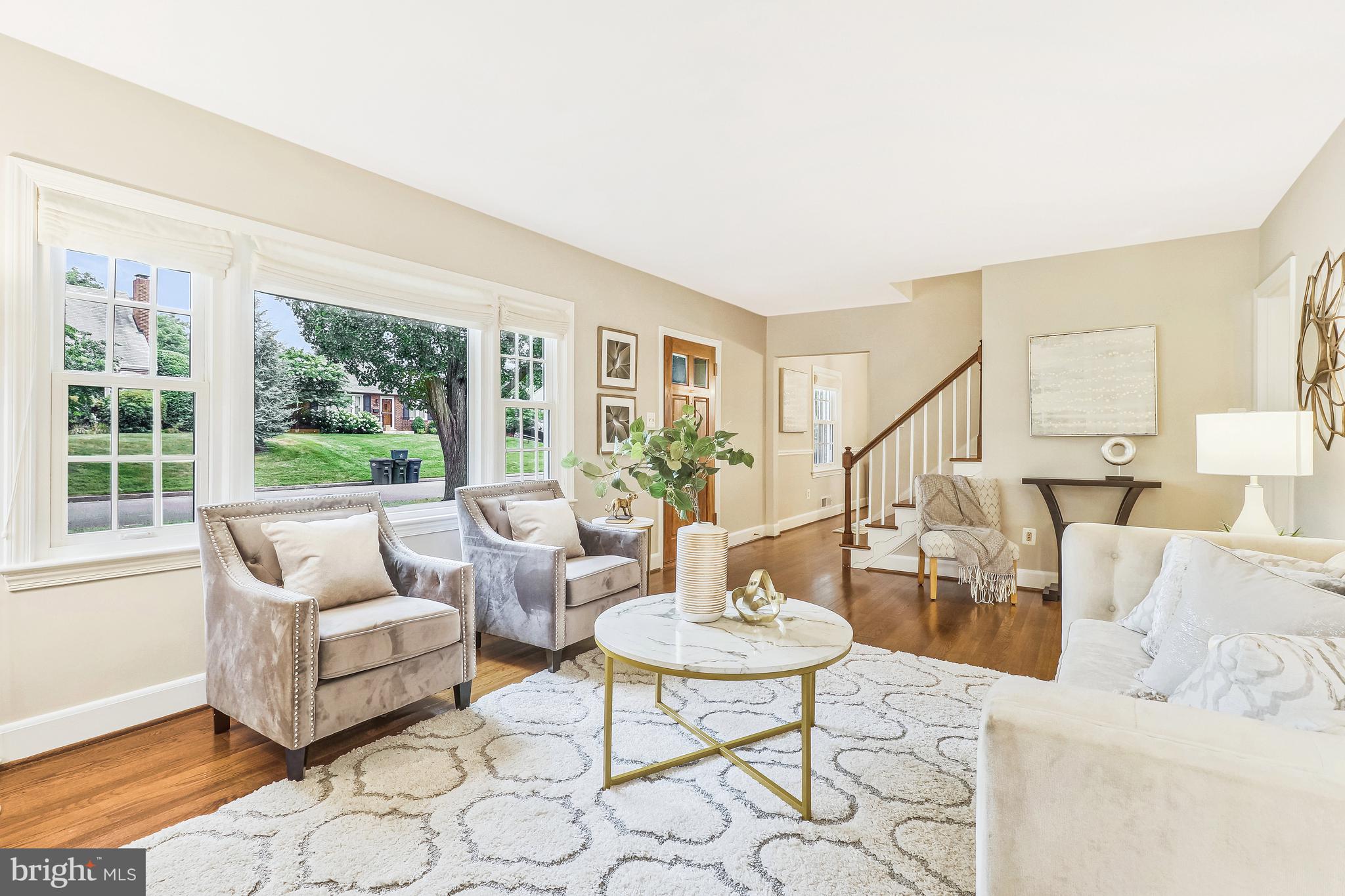 HILLWOOD - Residential