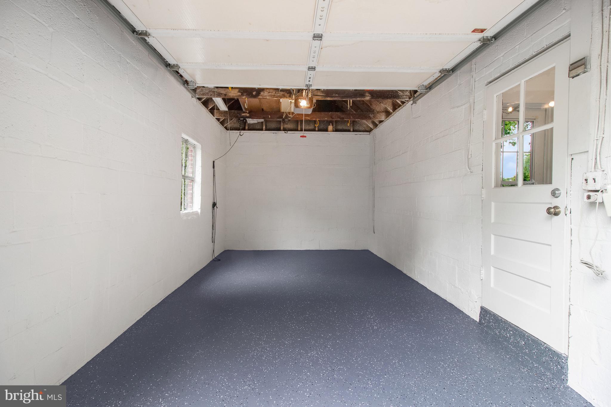 HILLWOOD - Residential