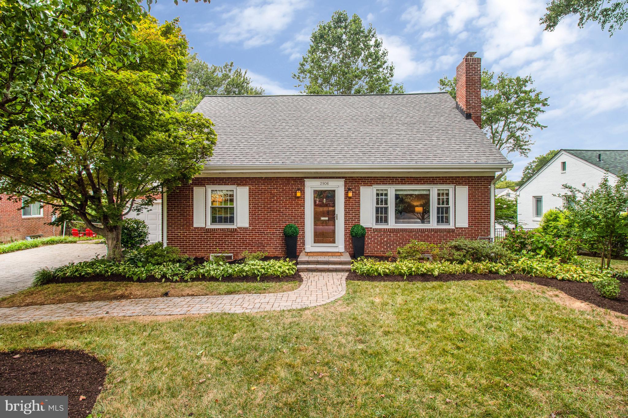 HILLWOOD - Residential