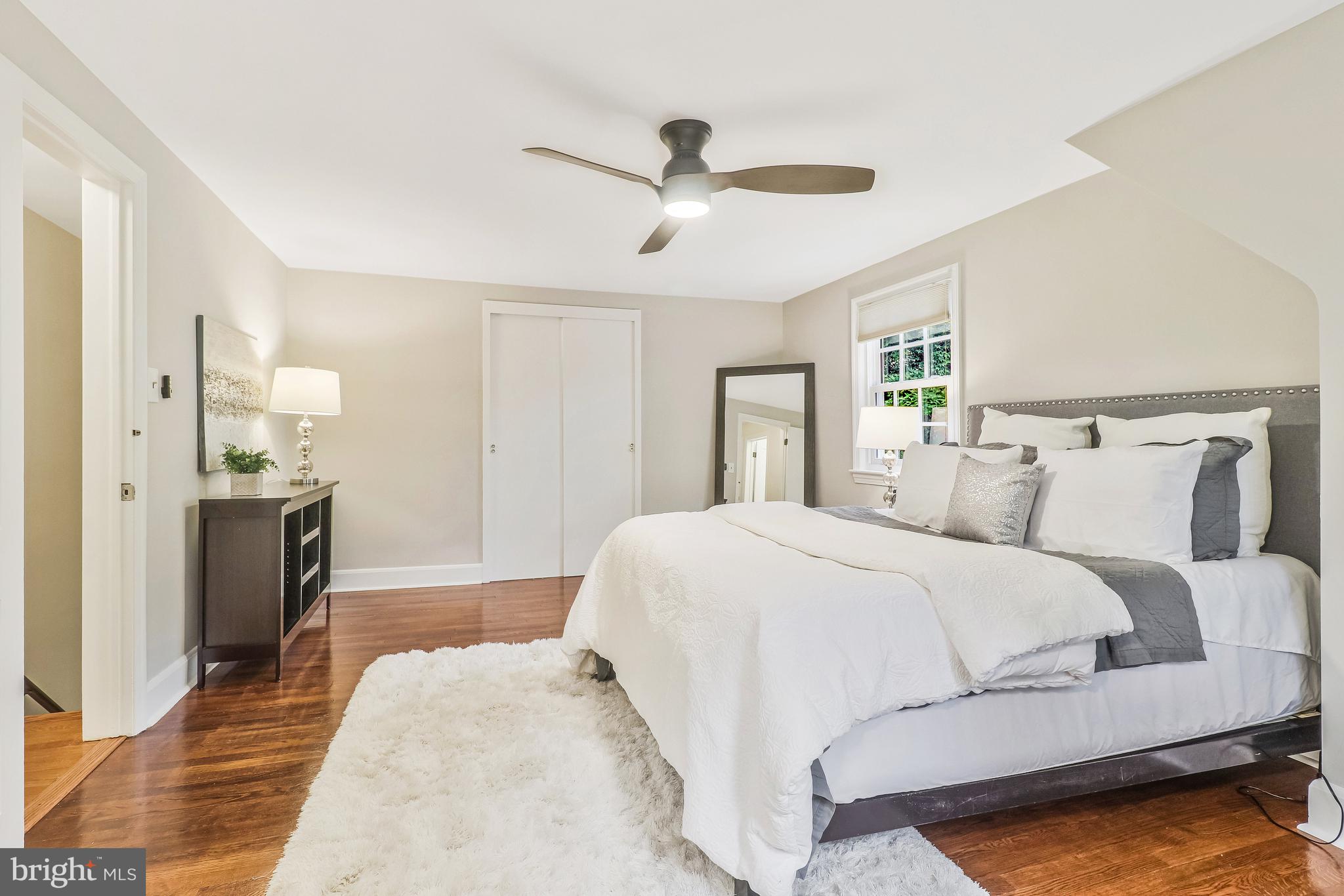 HILLWOOD - Residential