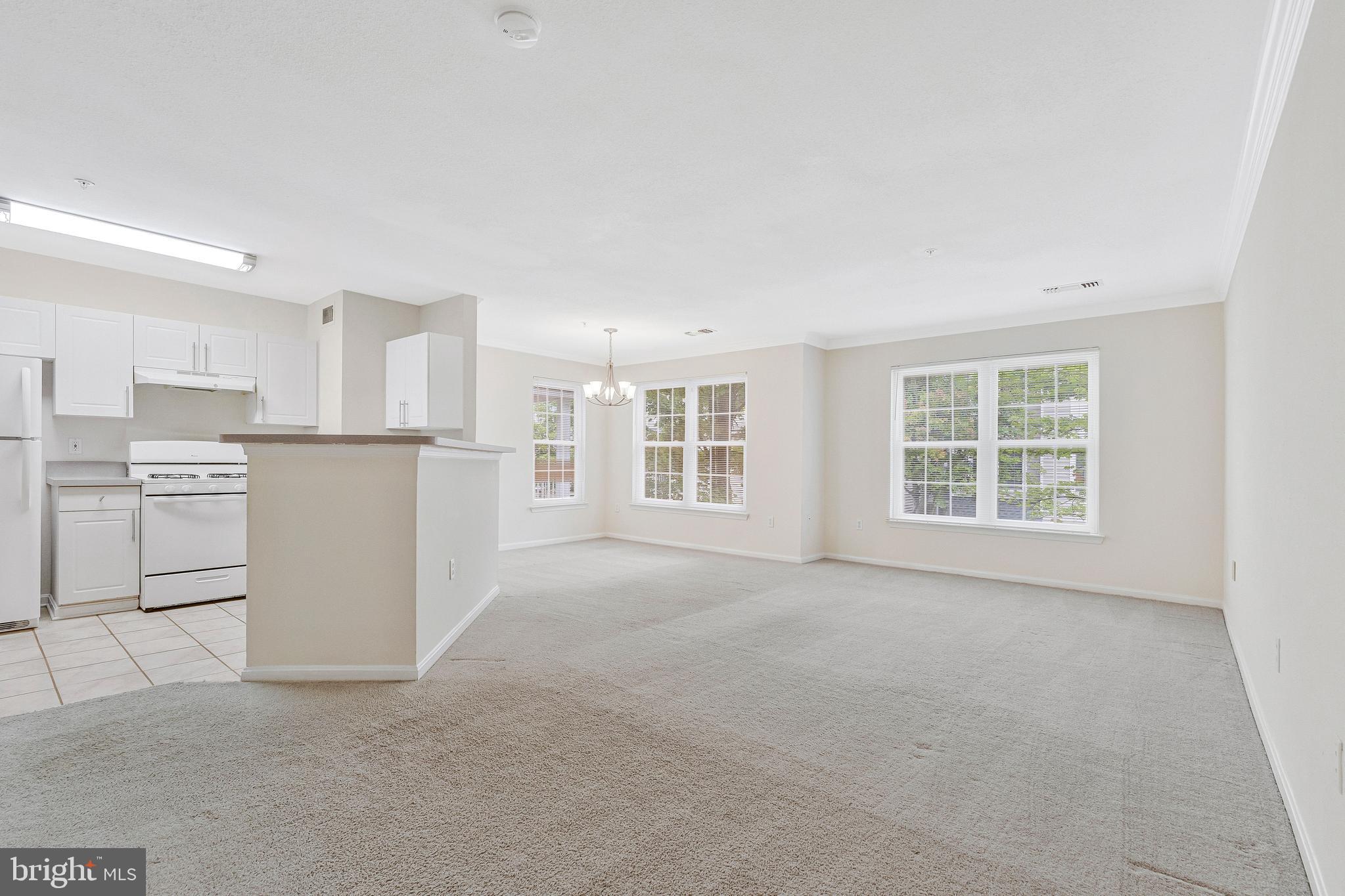 4507 SUPERIOR SQUARE