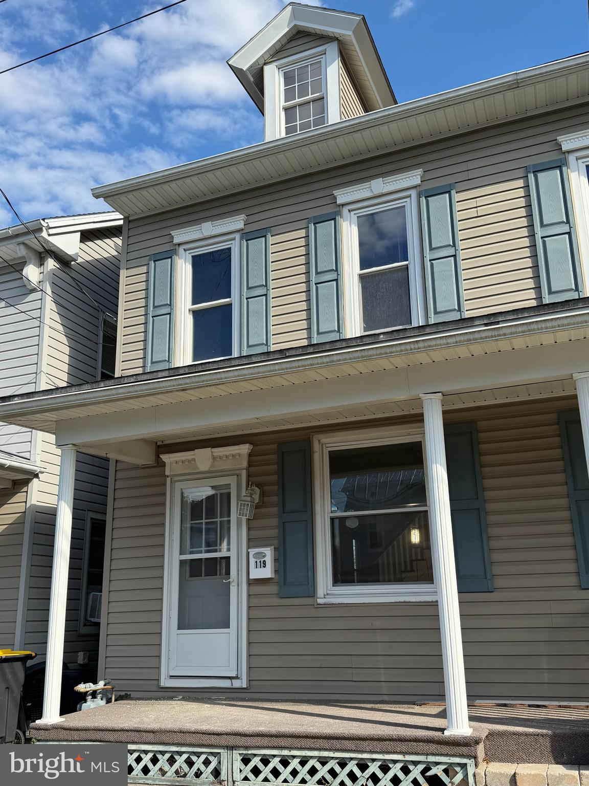 119 N ROBESON STREET