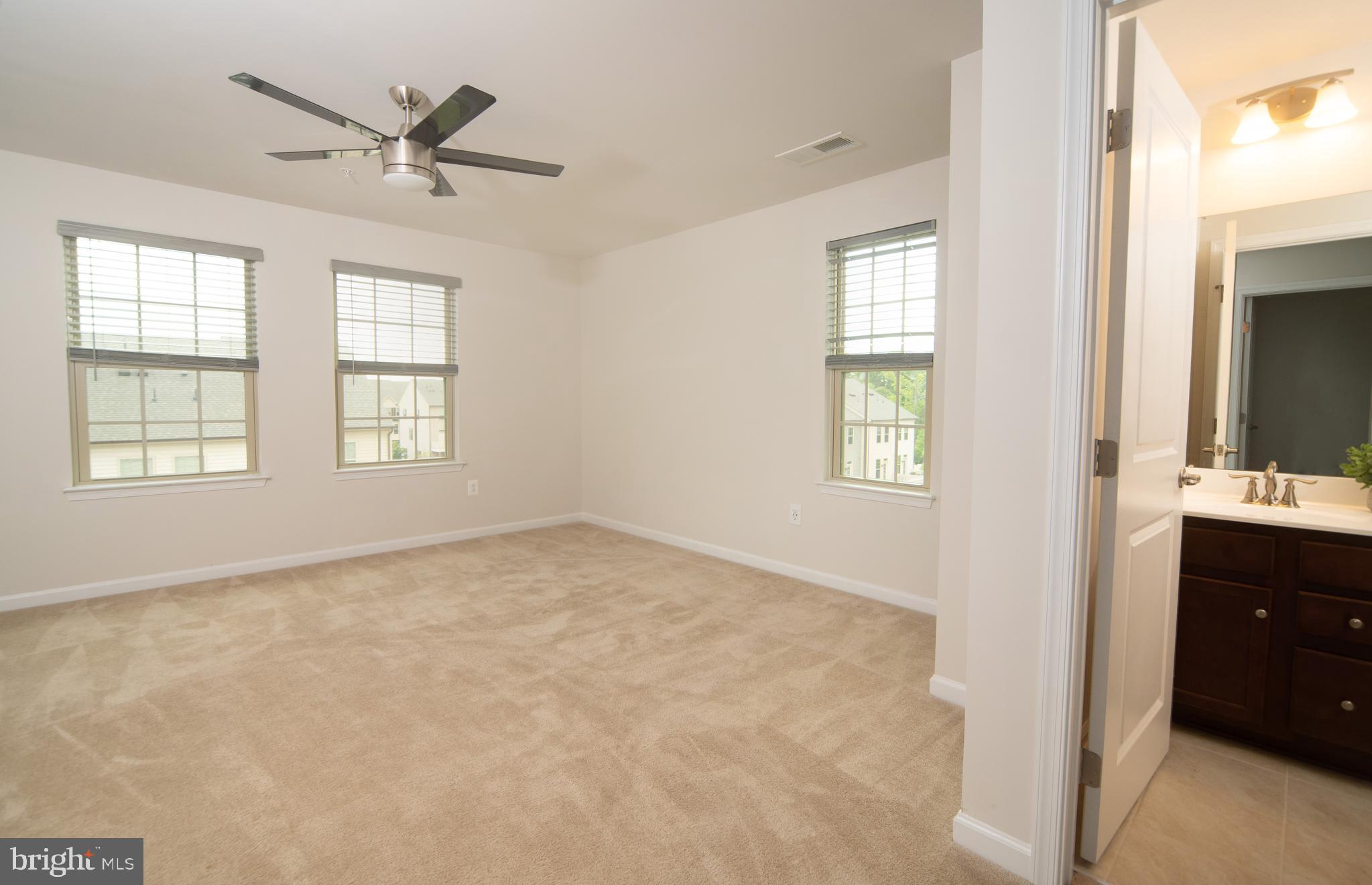 PARKSIDE - Residential