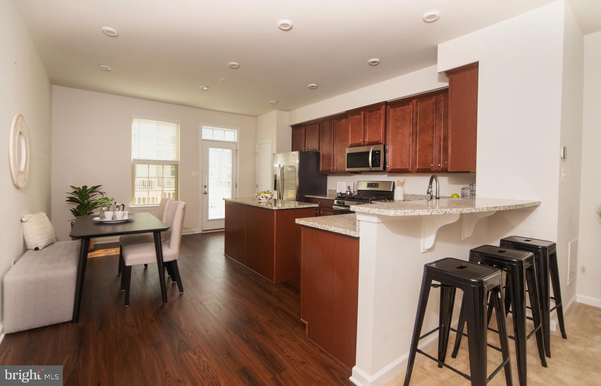 PARKSIDE - Residential