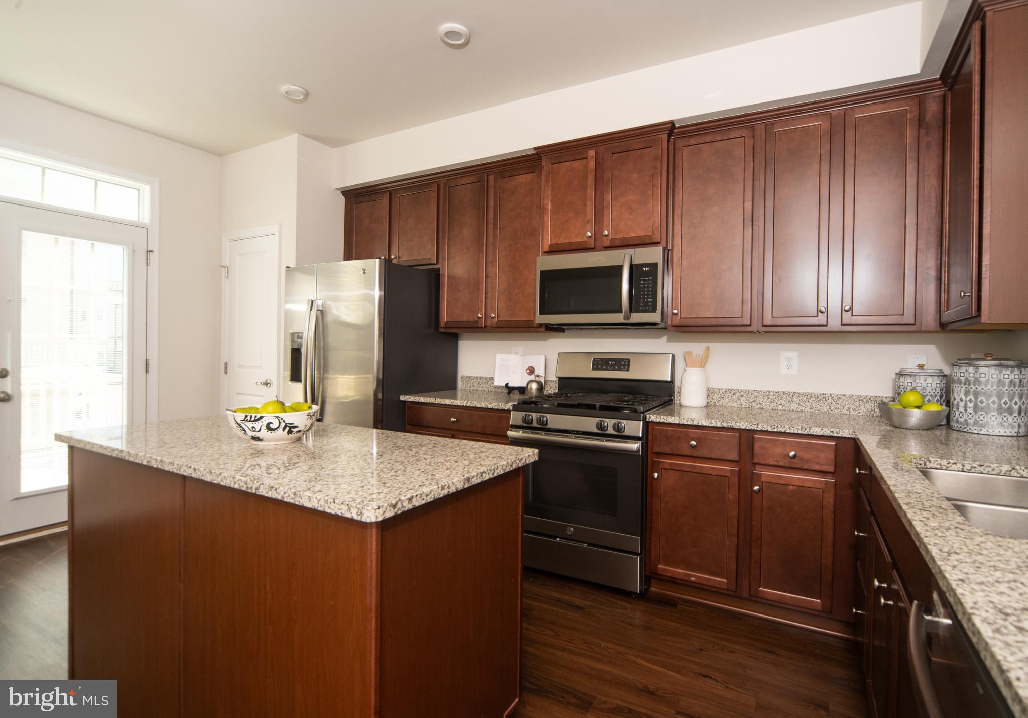 PARKSIDE - Residential