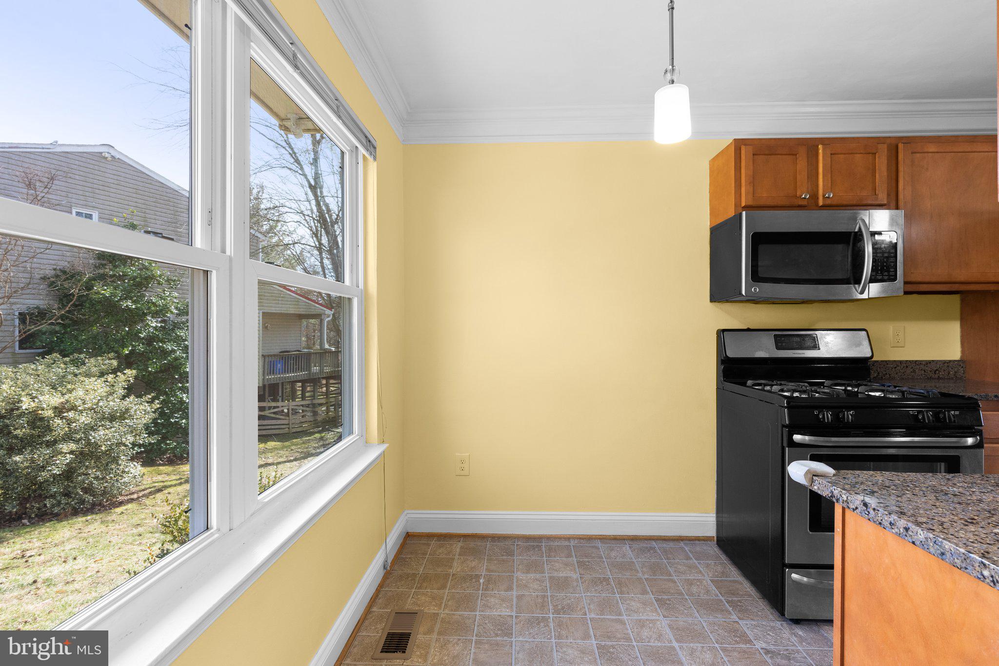 STONEGATE - Residential