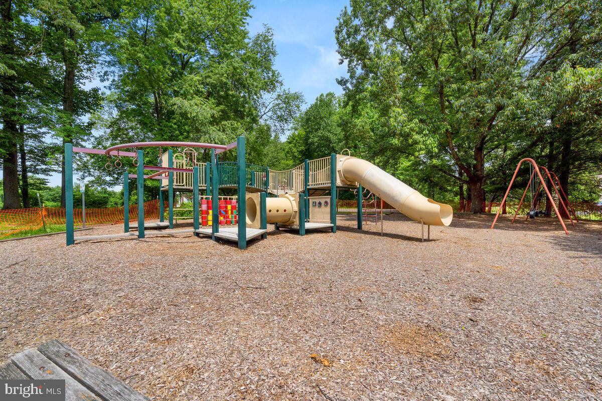 STONEGATE - Residential