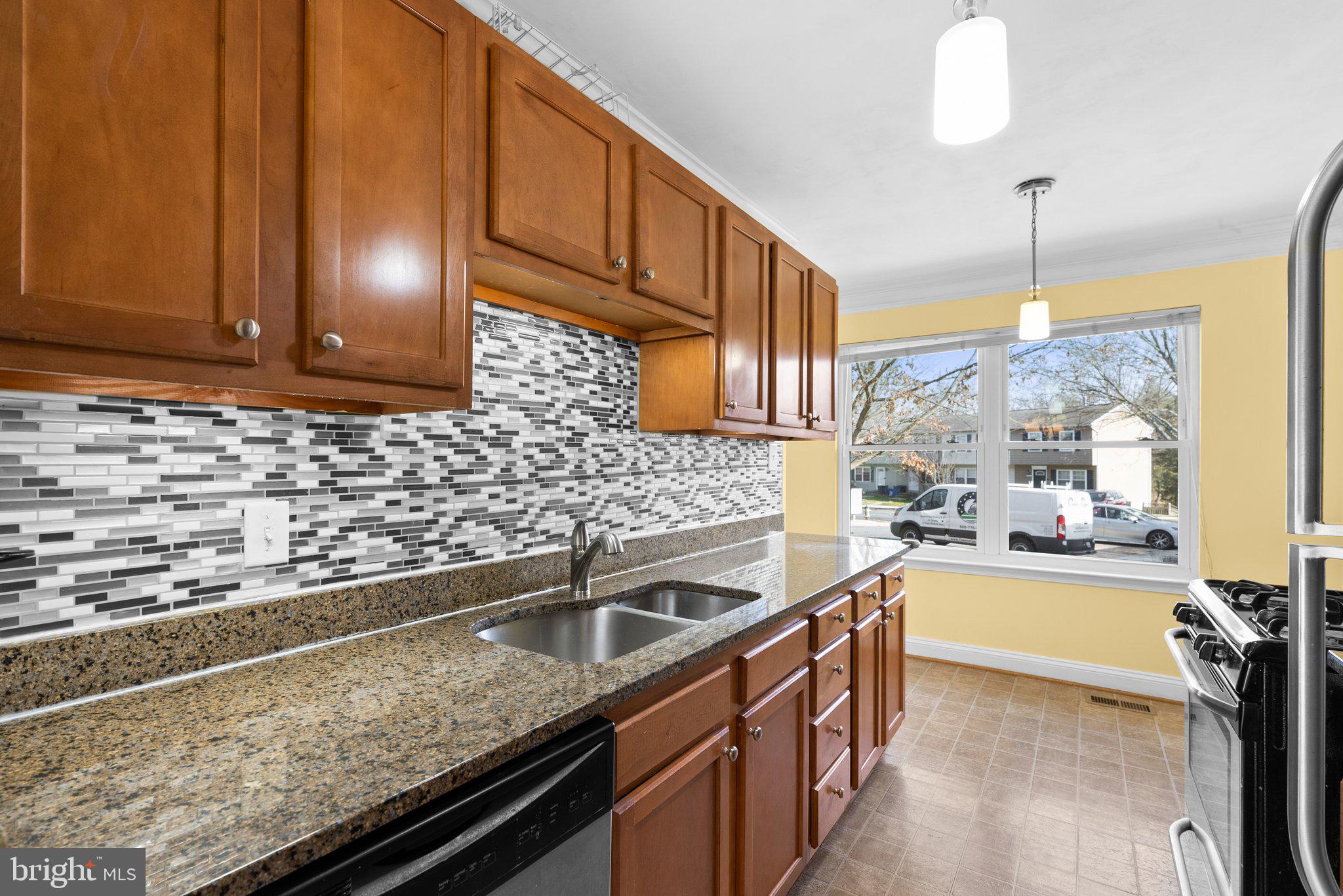 STONEGATE - Residential