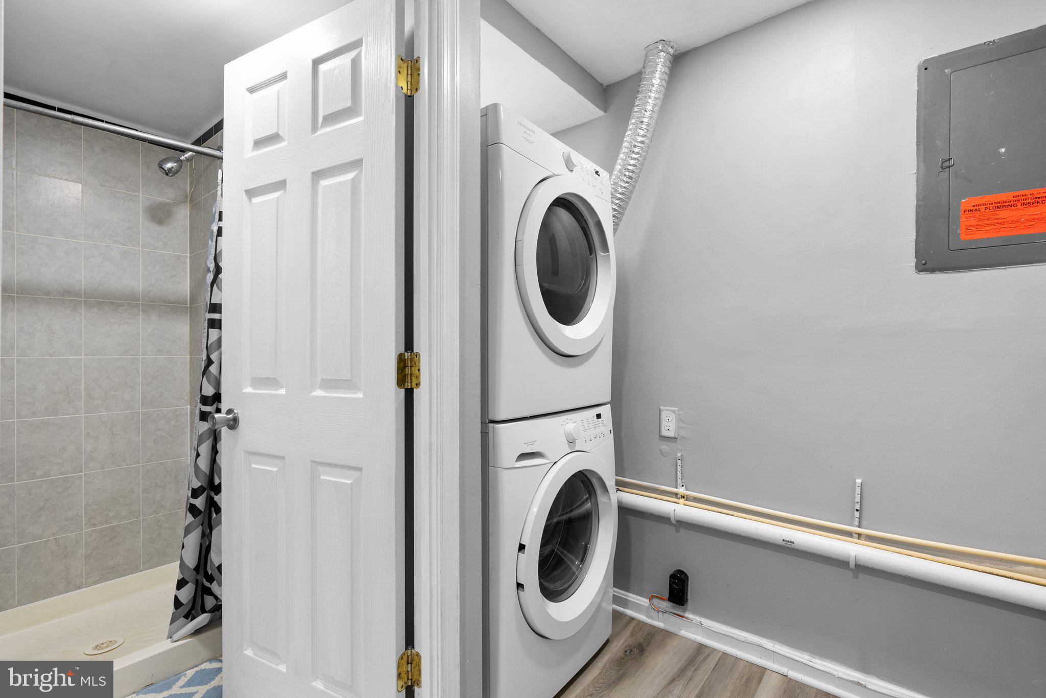 STONEGATE - Residential