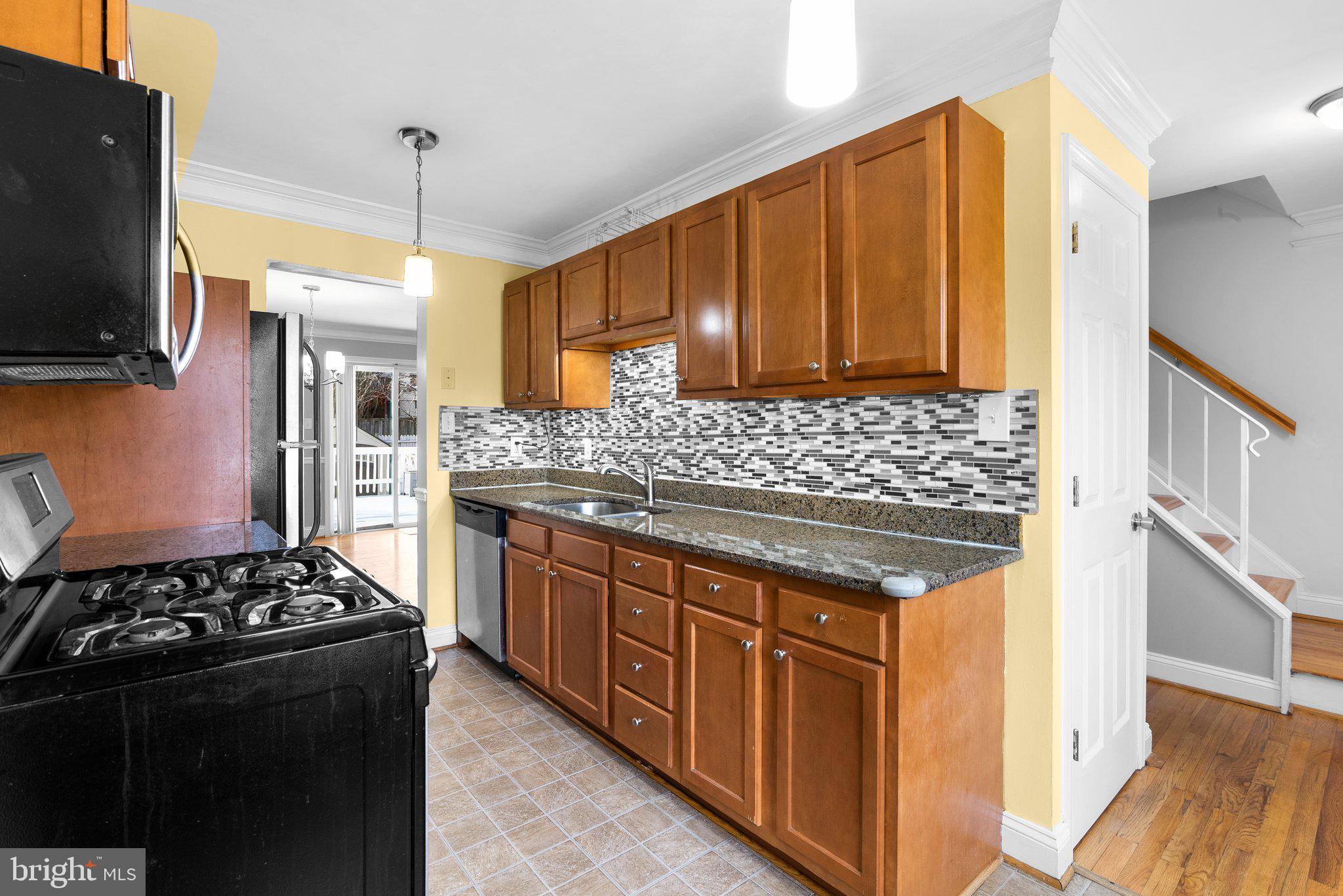 STONEGATE - Residential