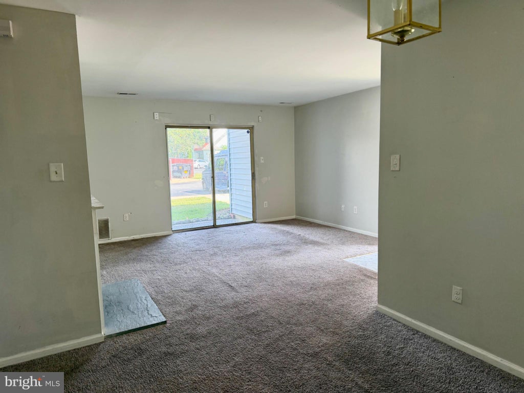 Photo of 547 Cascade Court, SEWELL, NJ 08080 (MLS # NJGL2078640)