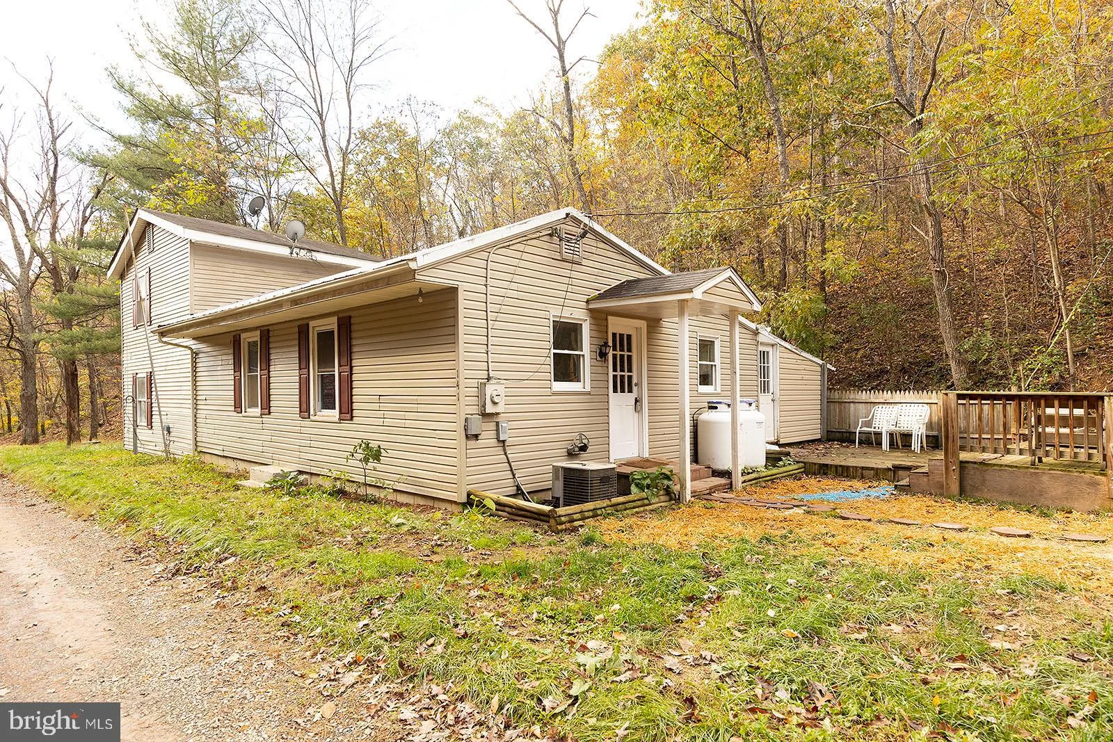 141 Roys Lane, Gore, VA 22637