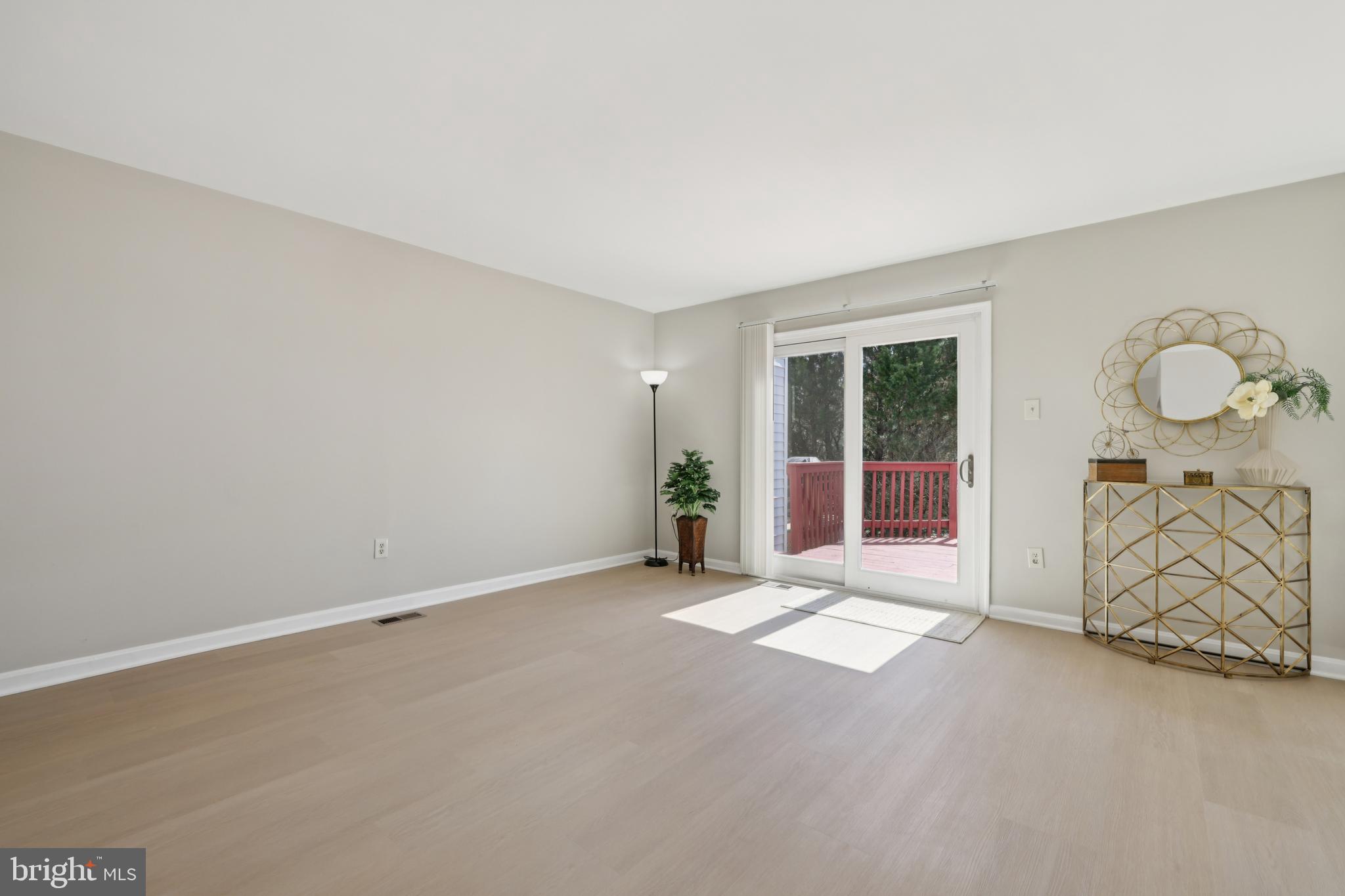 RIVER MILLS - Residential