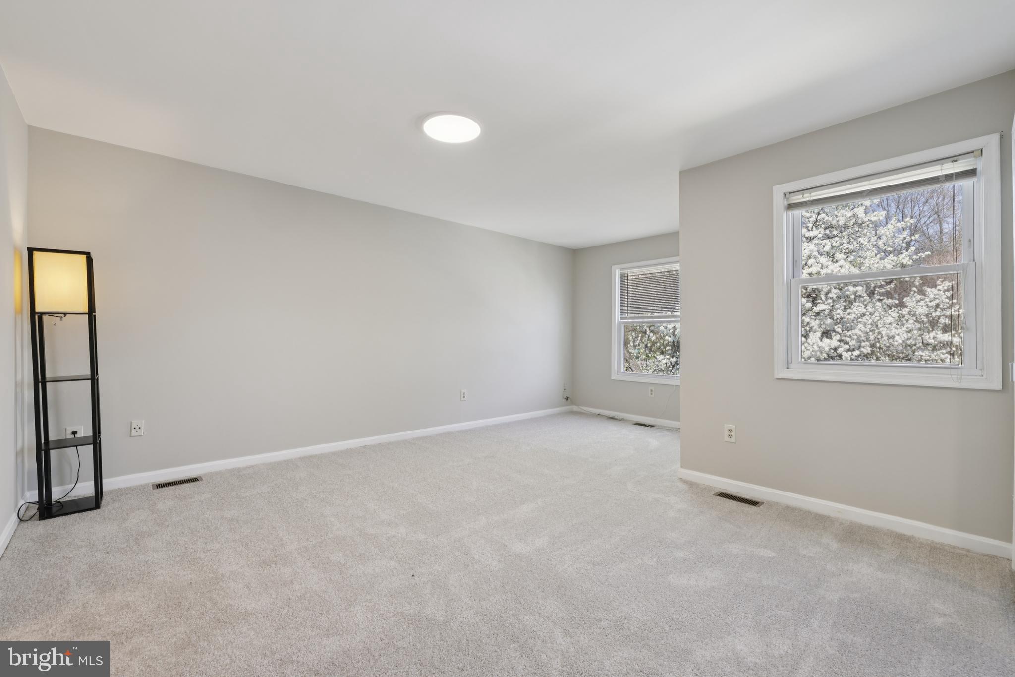 RIVER MILLS - Residential