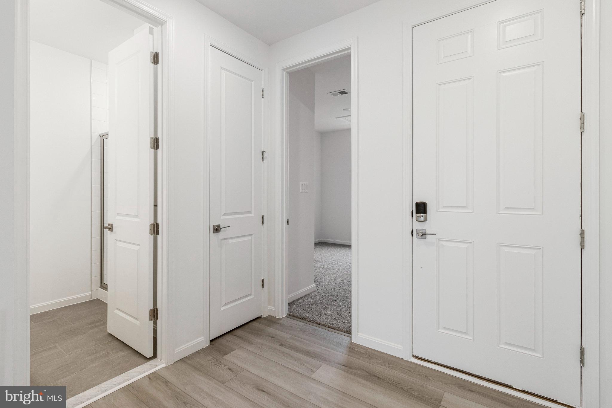 ELMWOOD FARM - Residential