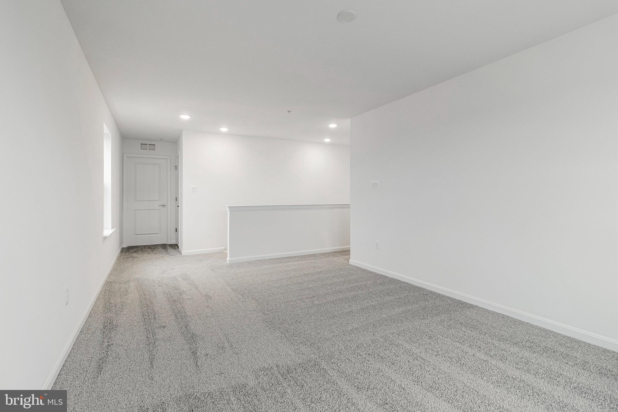 ELMWOOD FARM - Residential