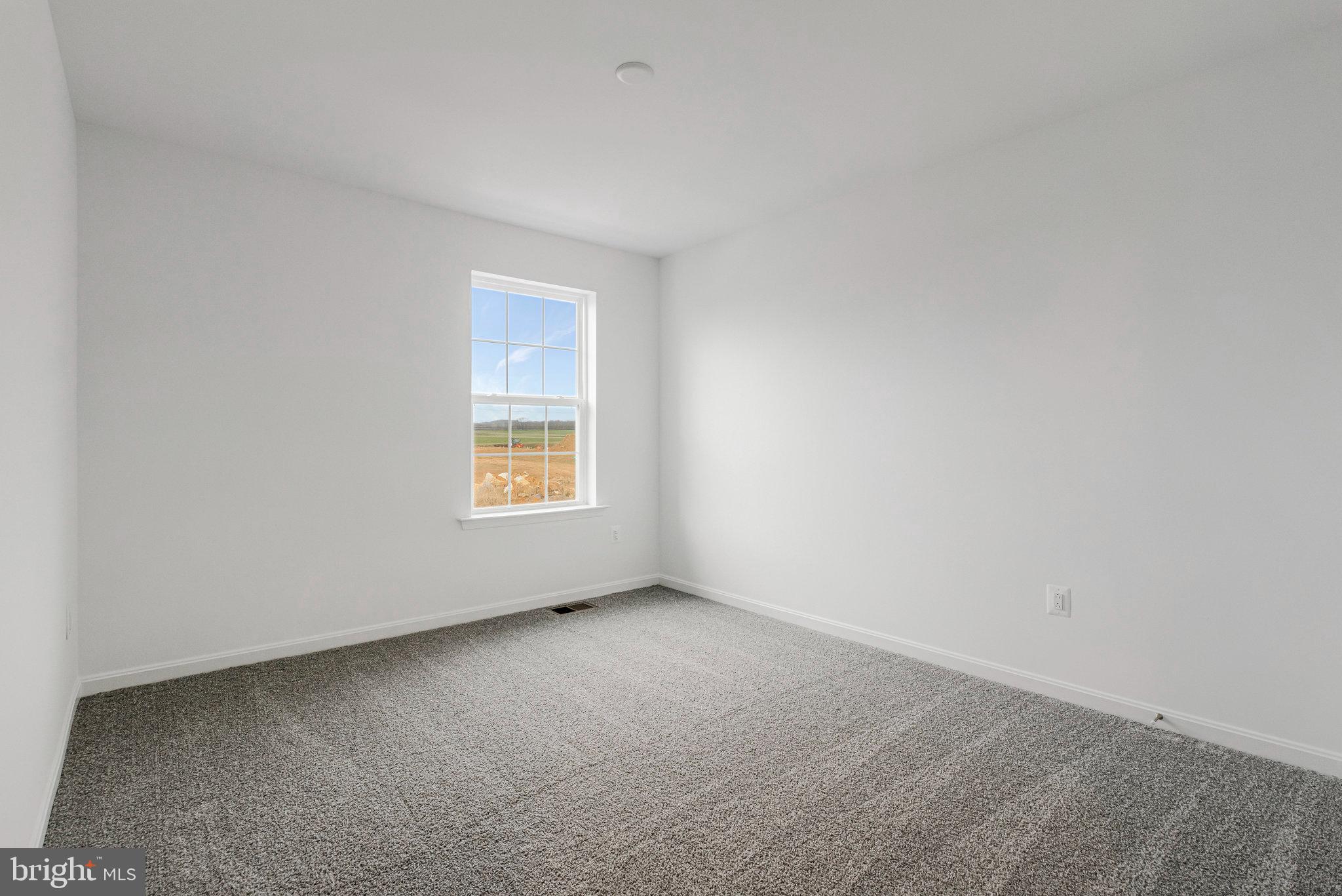 ELMWOOD FARM - Residential