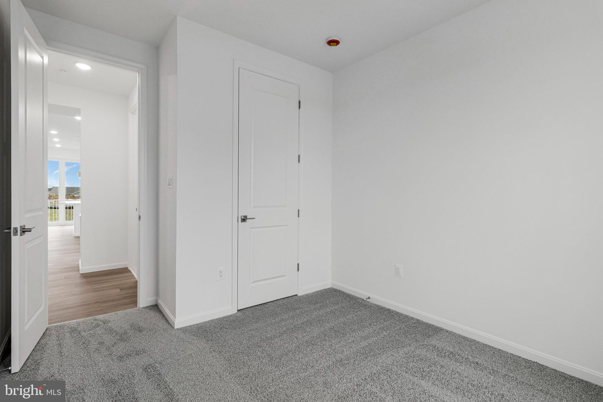 ELMWOOD FARM - Residential