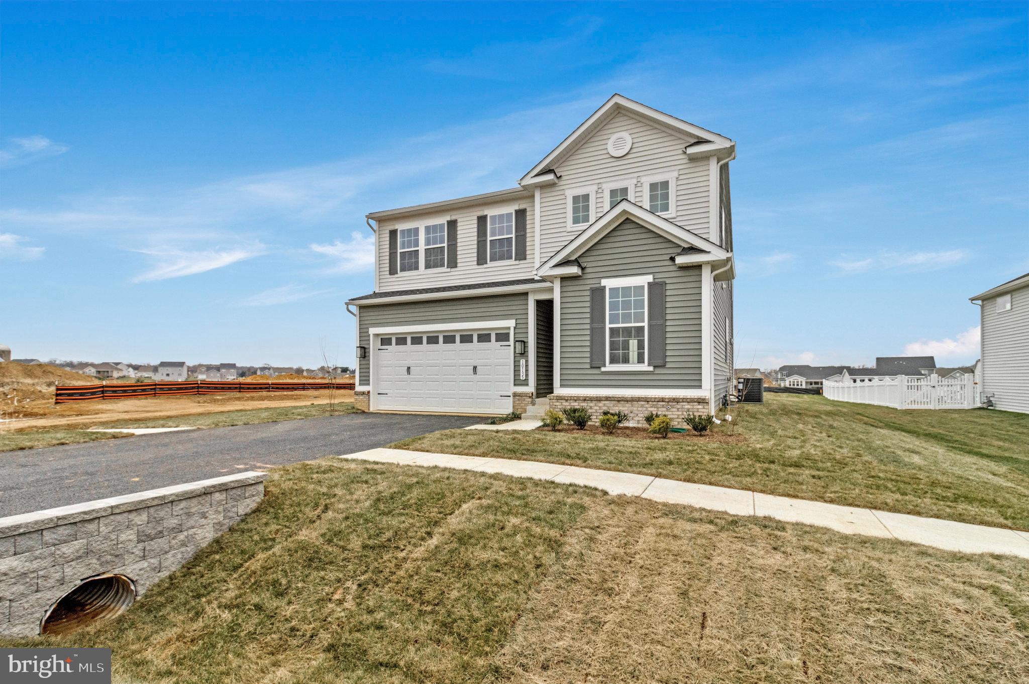 ELMWOOD FARM - Residential