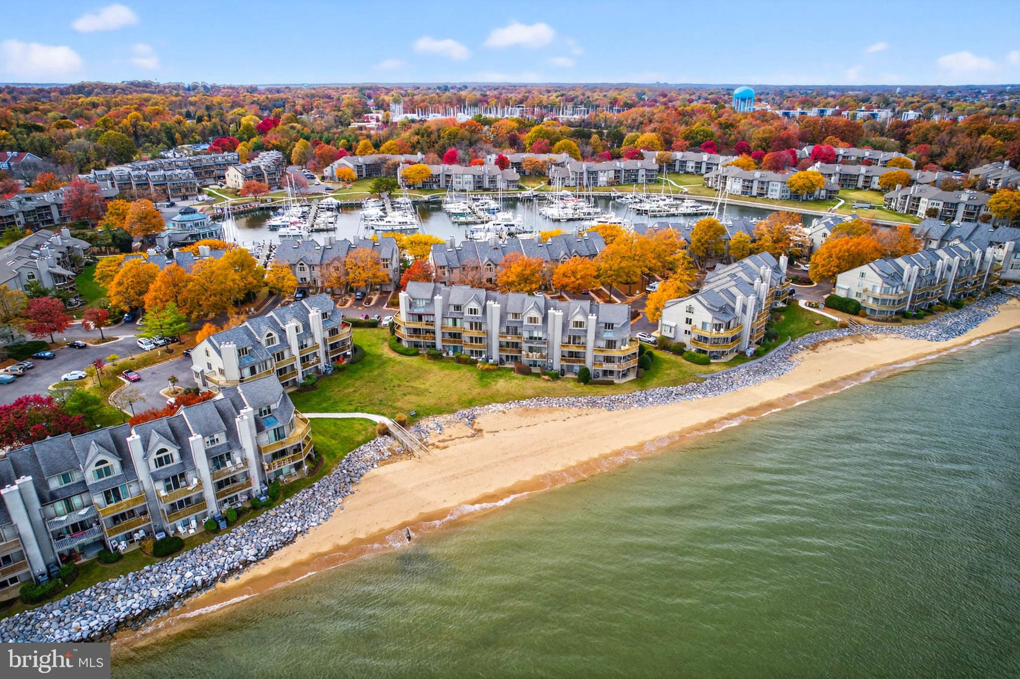 CHESAPEAKE HARBOUR - Residential