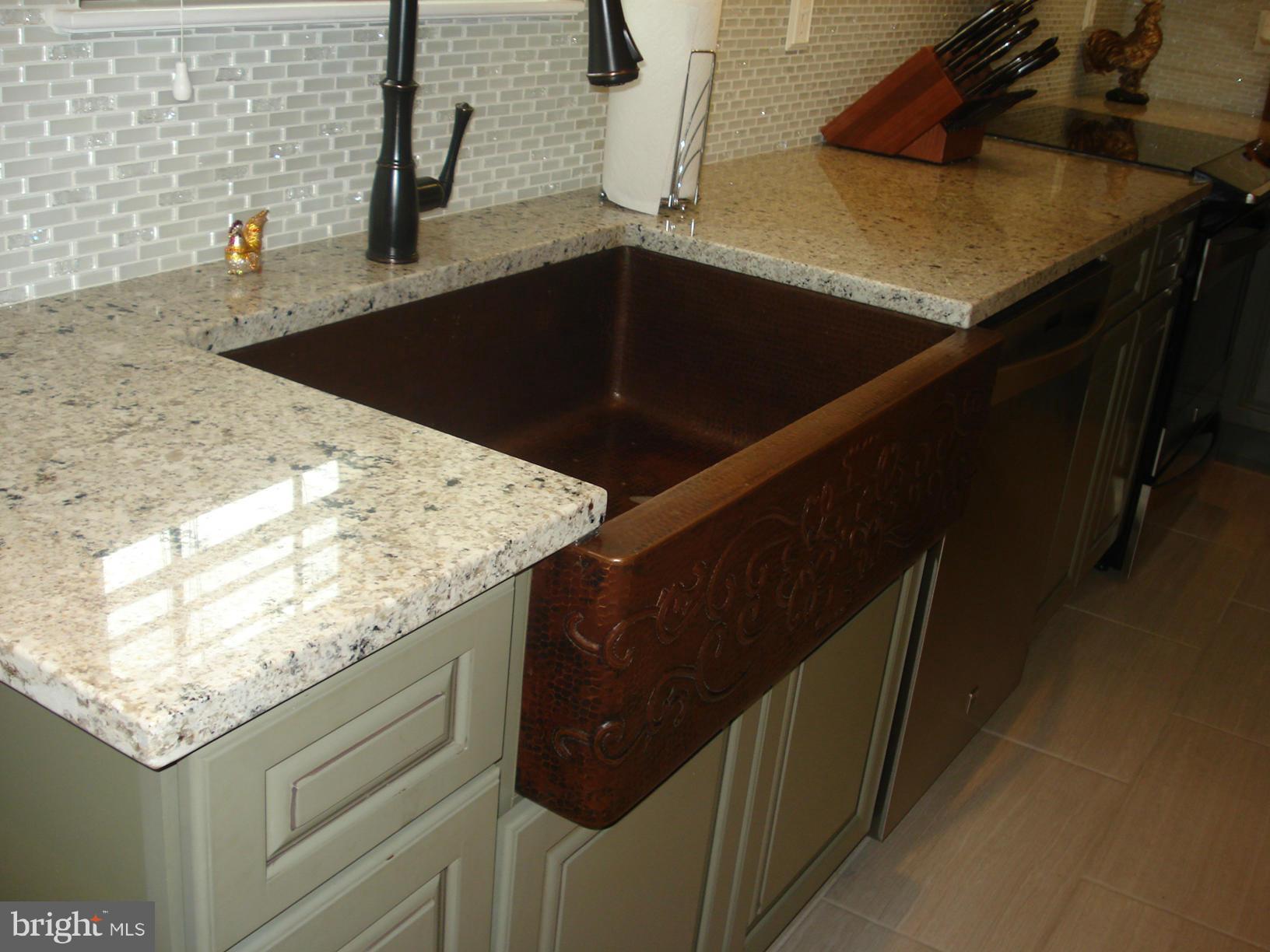 RIVIERA BEACH - Residential