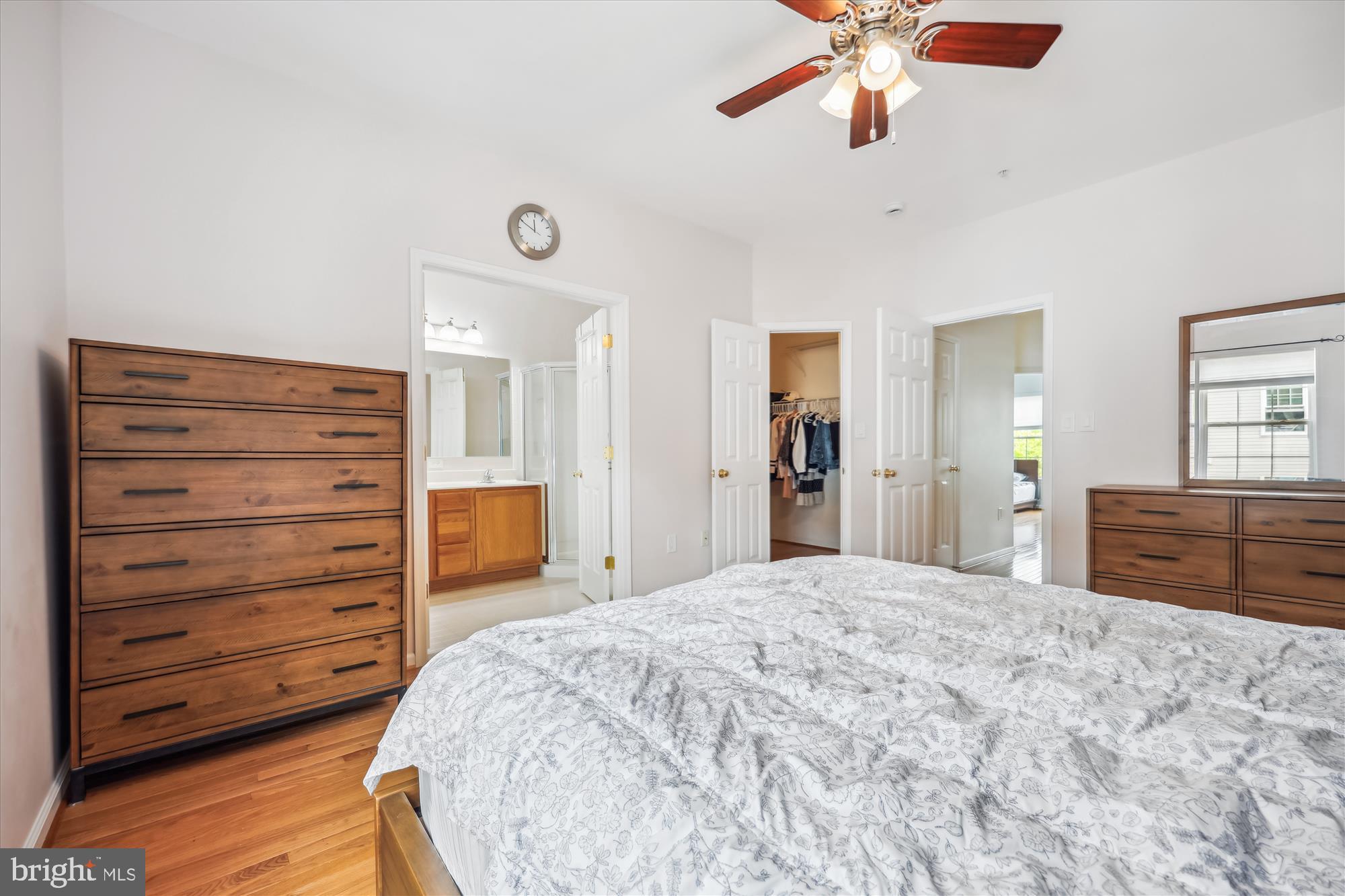 KINGSVIEW VILLAGE - Residential