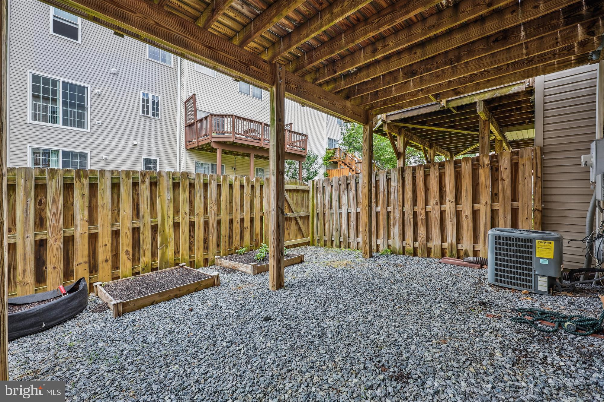 KINGSVIEW VILLAGE - Residential