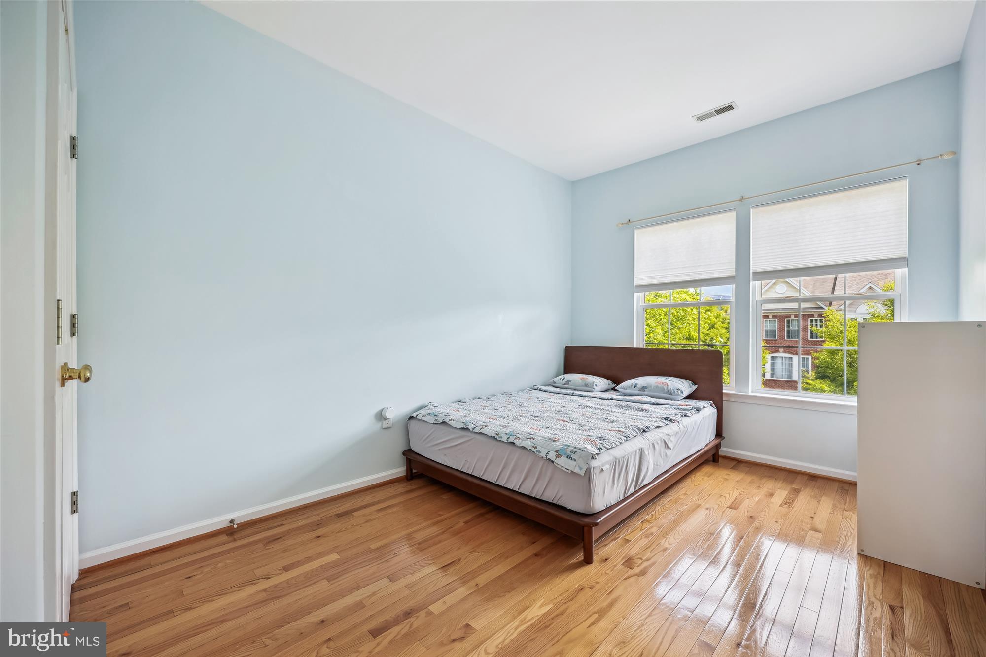 KINGSVIEW VILLAGE - Residential