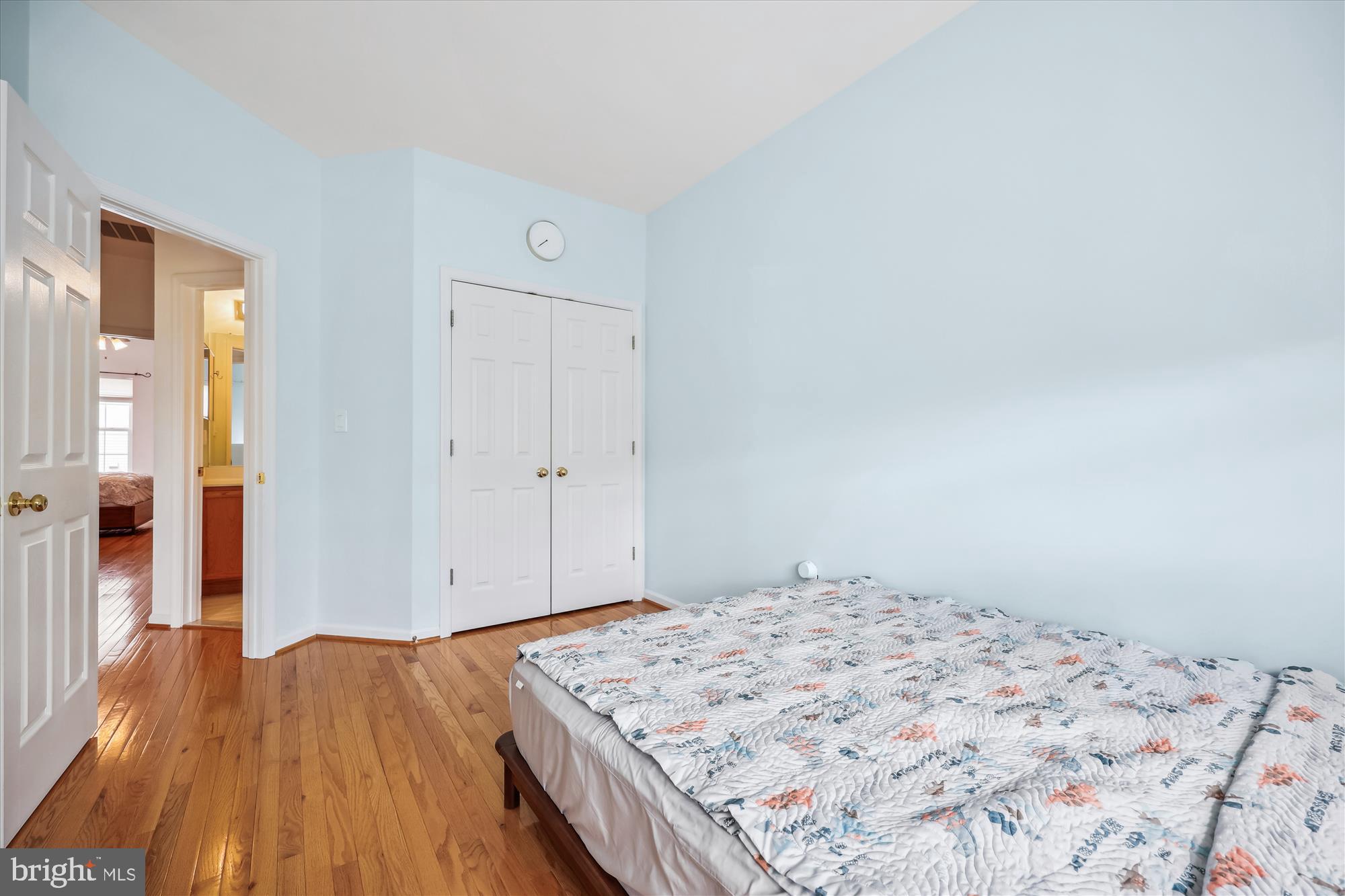 KINGSVIEW VILLAGE - Residential