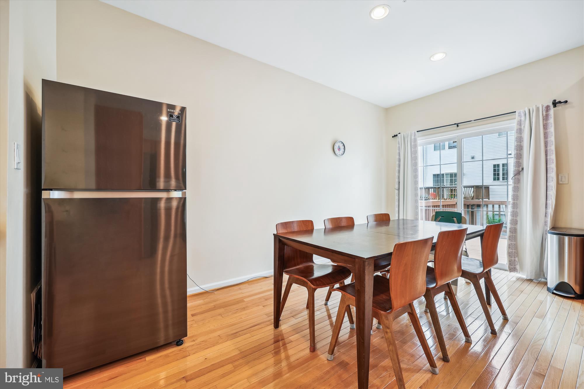 KINGSVIEW VILLAGE - Residential