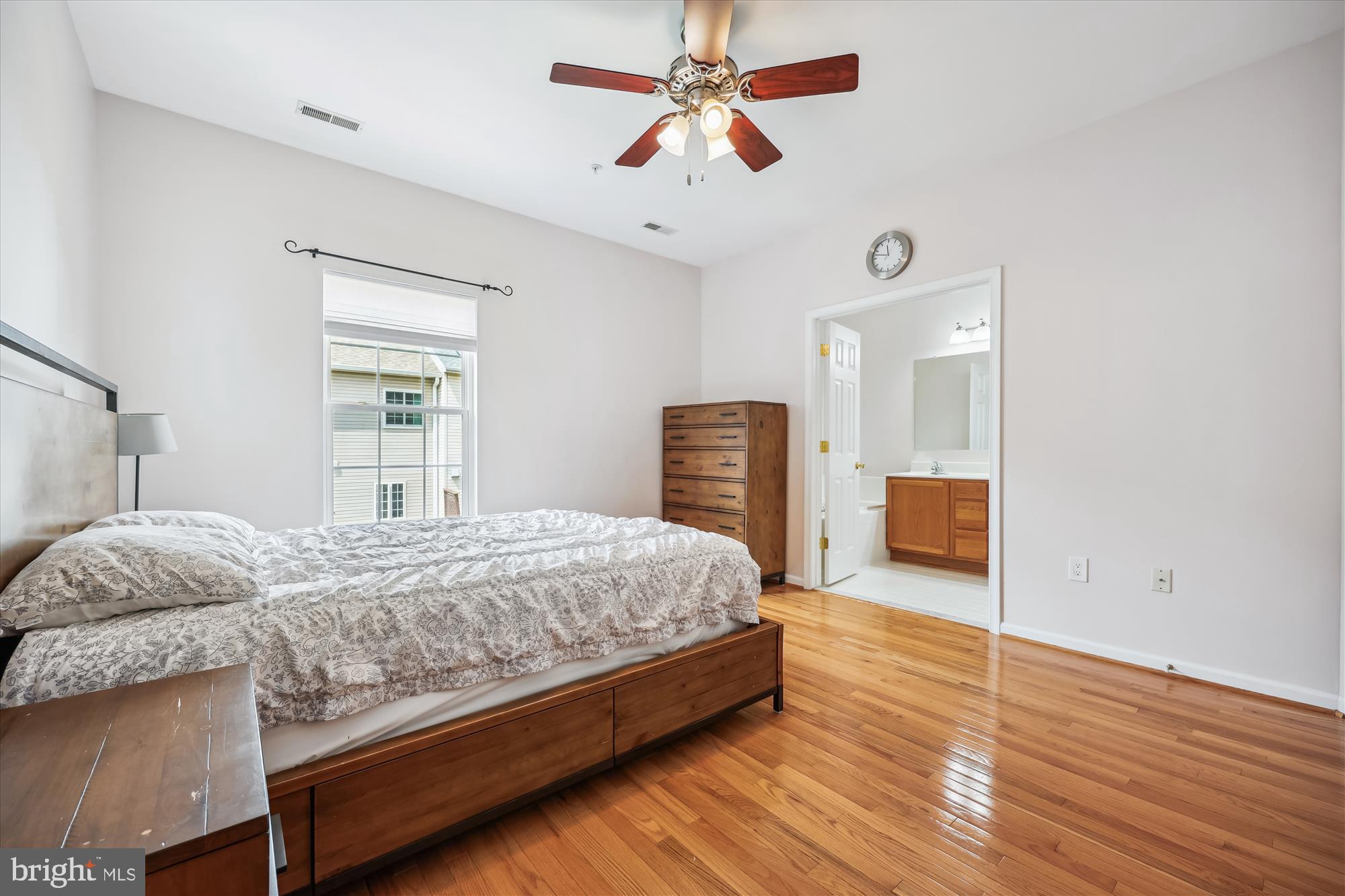 KINGSVIEW VILLAGE - Residential