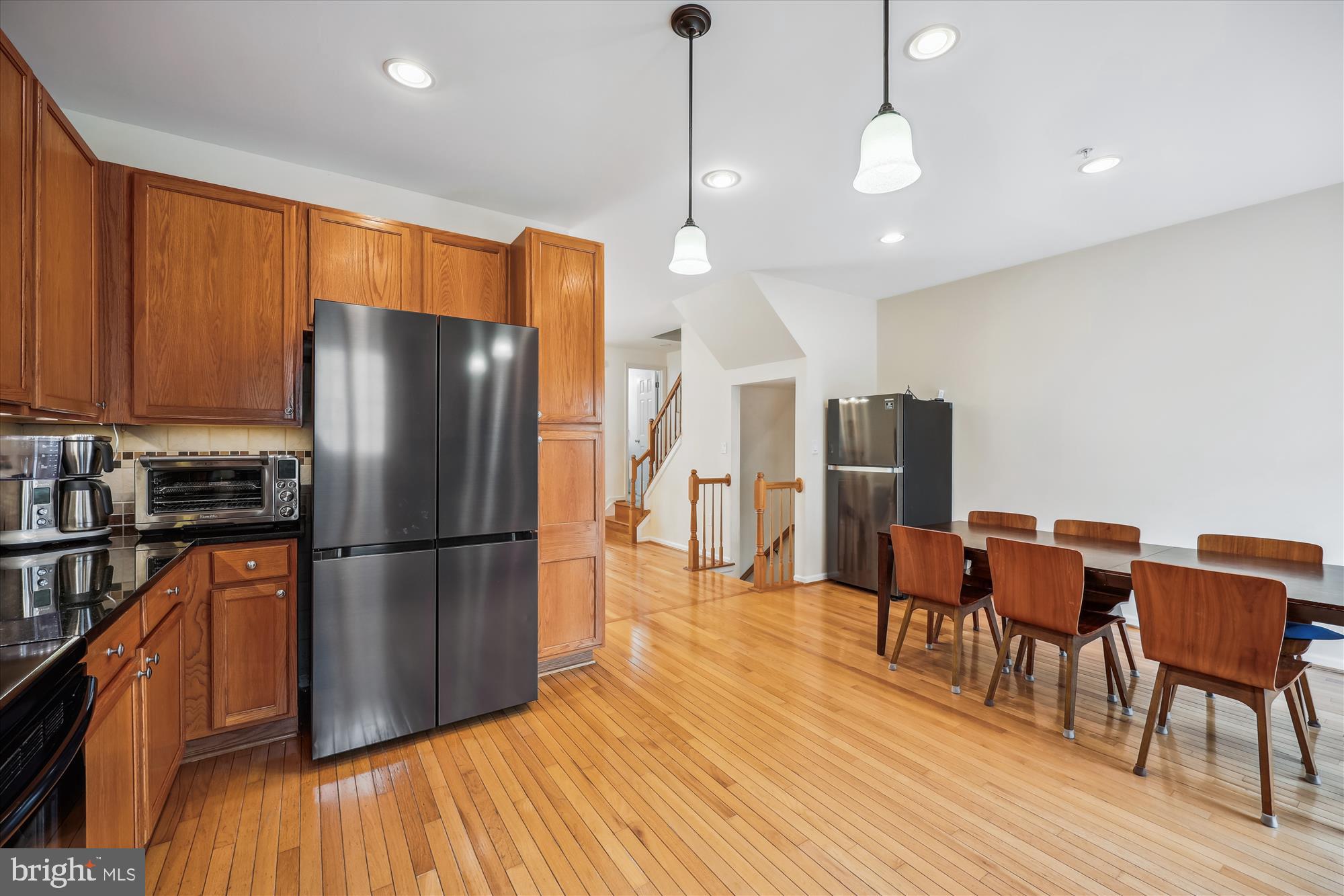 KINGSVIEW VILLAGE - Residential