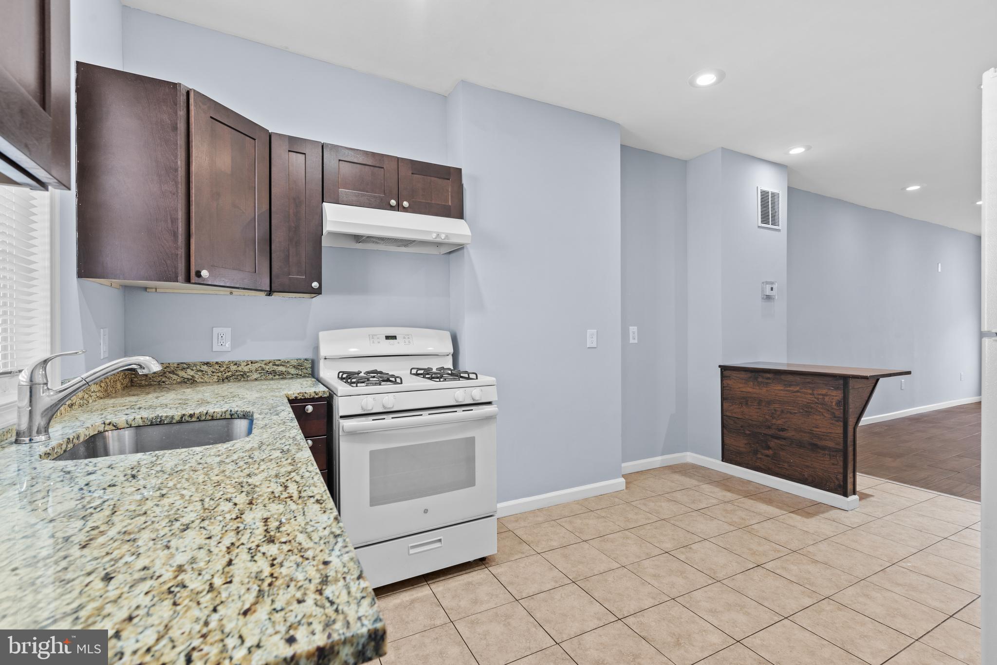MCELDERRY PARK - Residential Lease