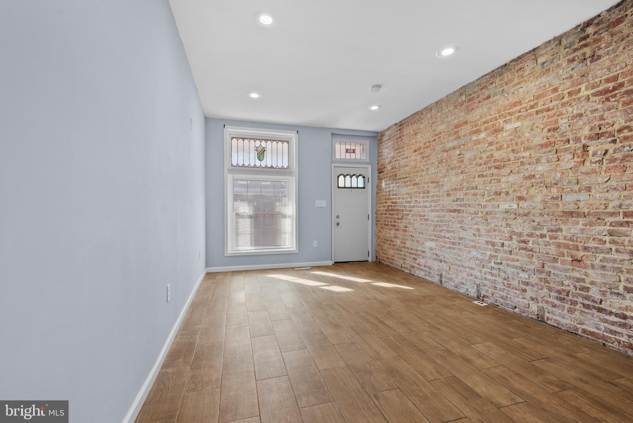 MCELDERRY PARK - Residential Lease