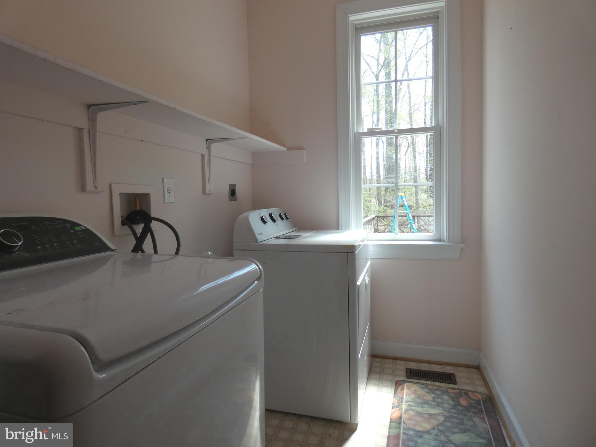 ELLIS PLANTATION - Residential