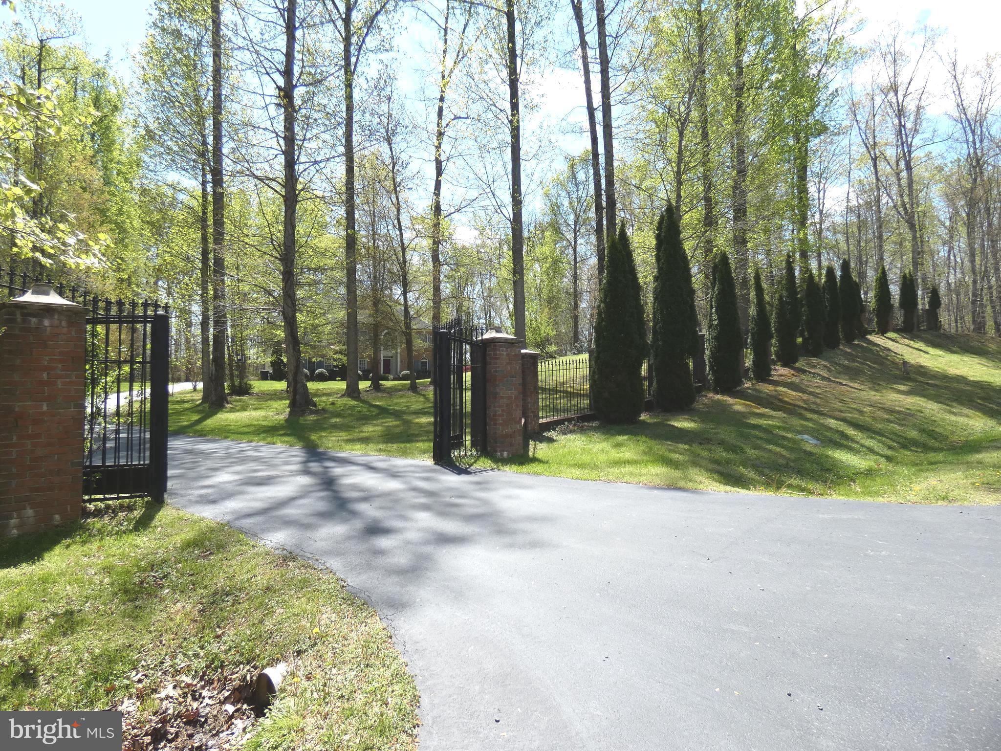 ELLIS PLANTATION - Residential